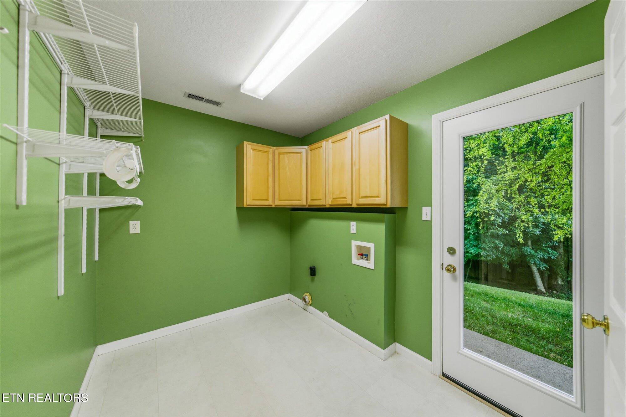615 Mountain Pass Lane Knoxville TN 37923