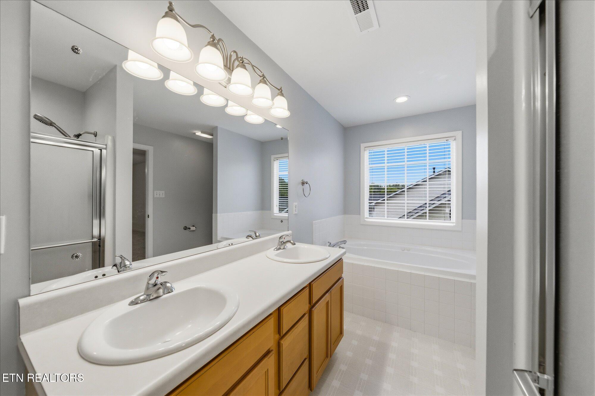 615 Mountain Pass Lane Knoxville TN 37923
