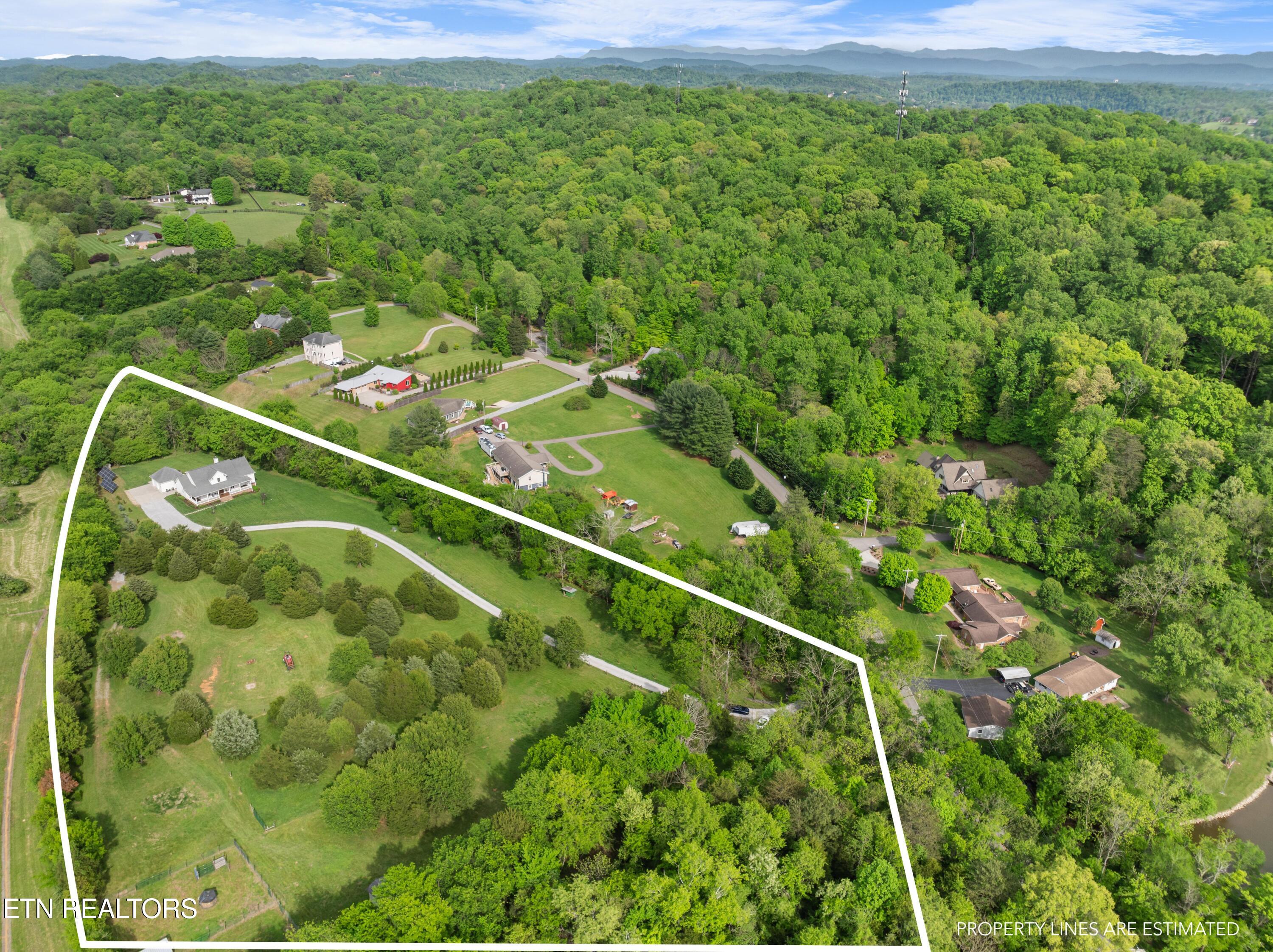 9301, 9303 Tedford Lane Knoxville TN 37922