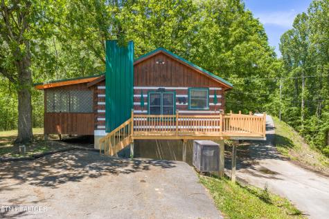 1510 Ridgecrest Drive Pigeon Forge TN 37876