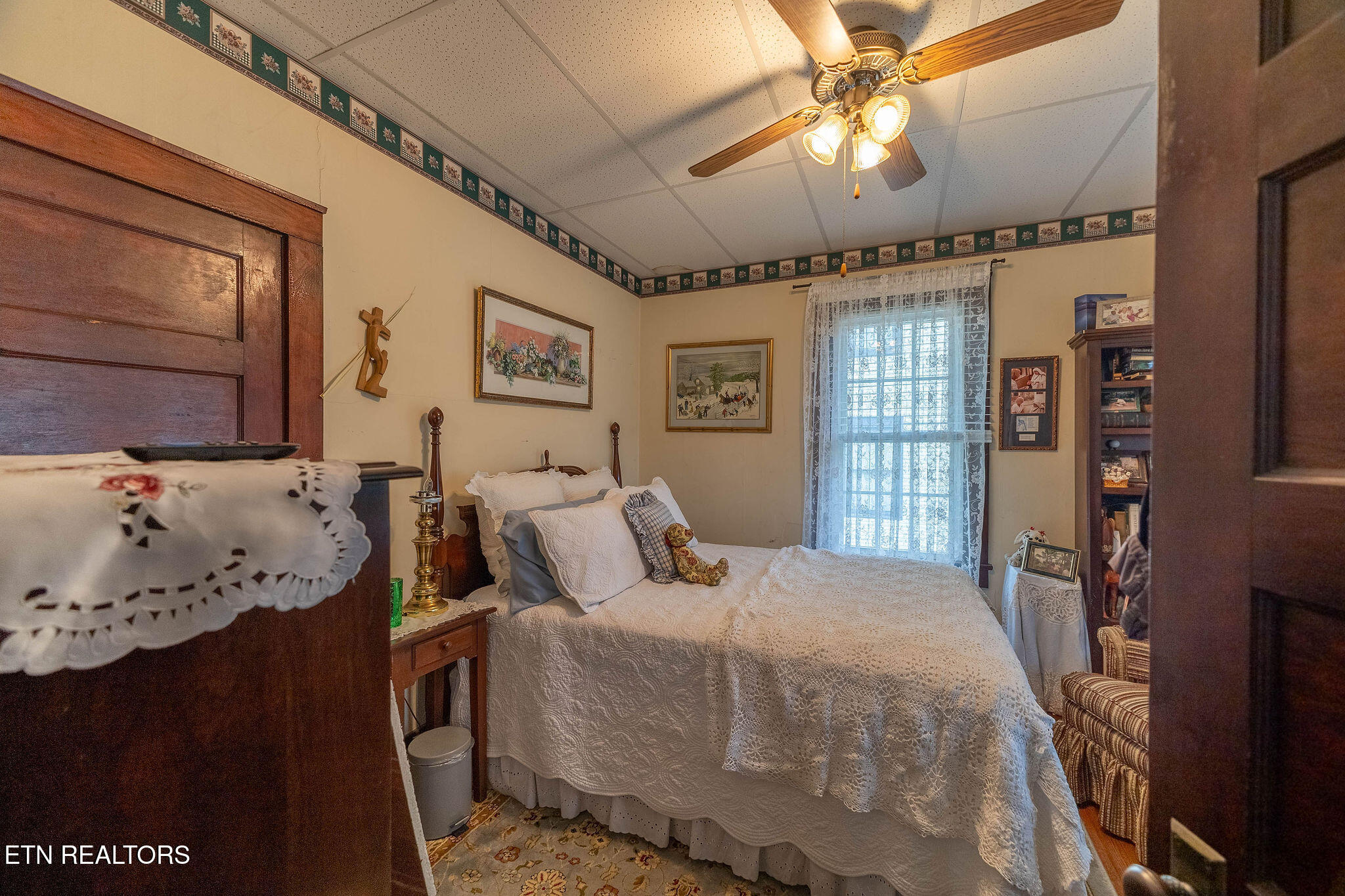 210 Walden Avenue Harriman TN 37748