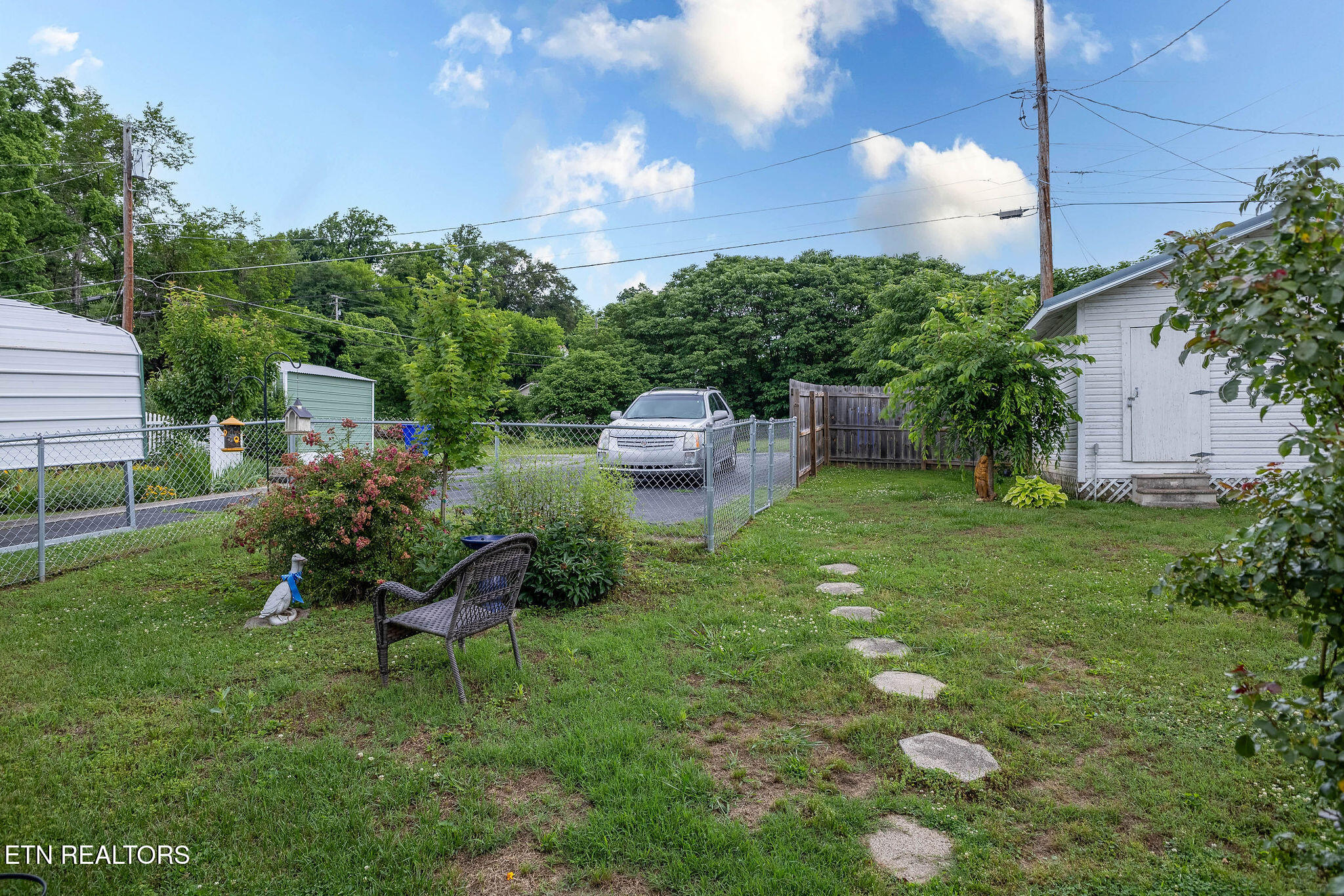 210 Walden Avenue Harriman TN 37748
