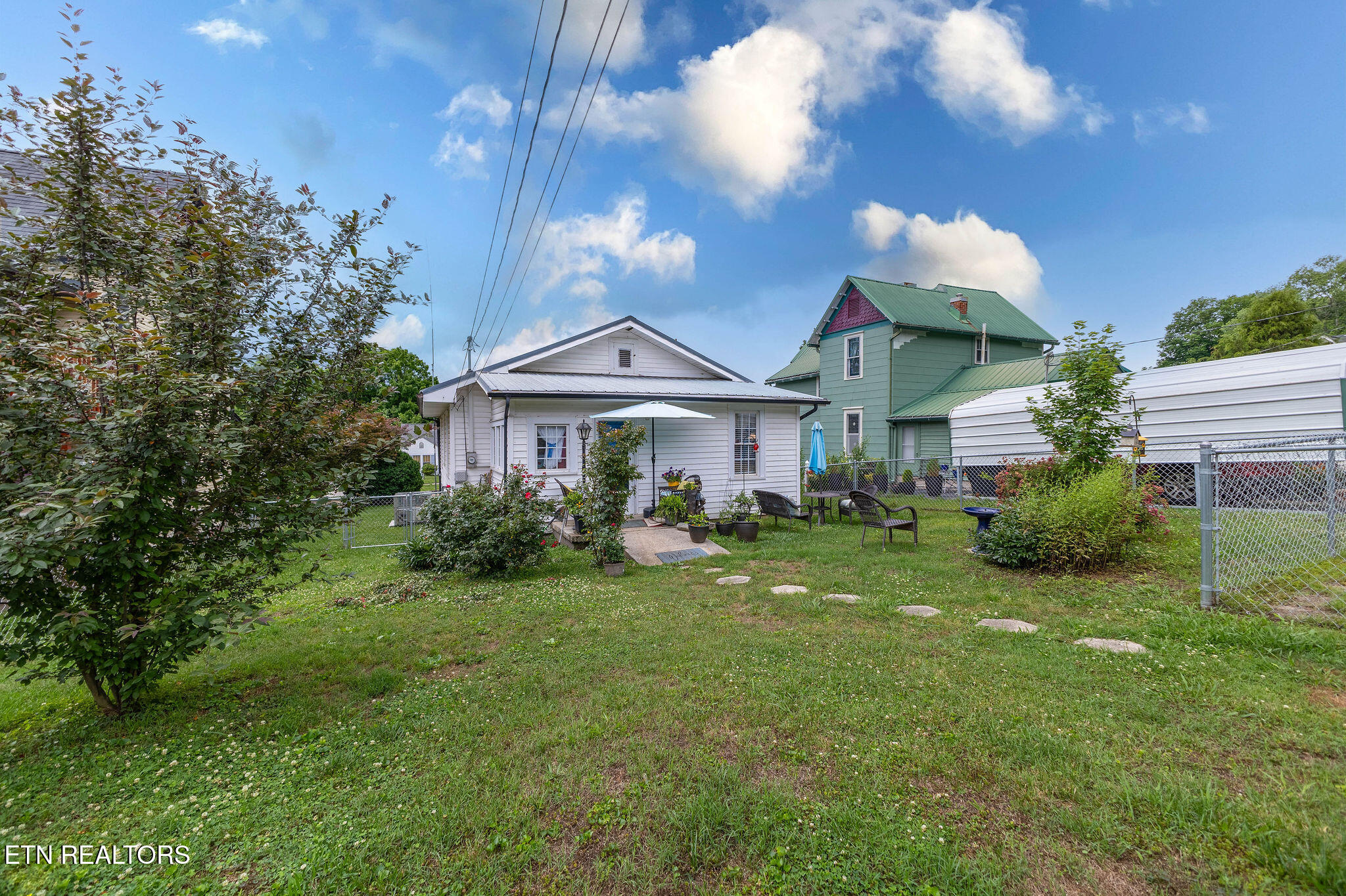 210 Walden Avenue Harriman TN 37748