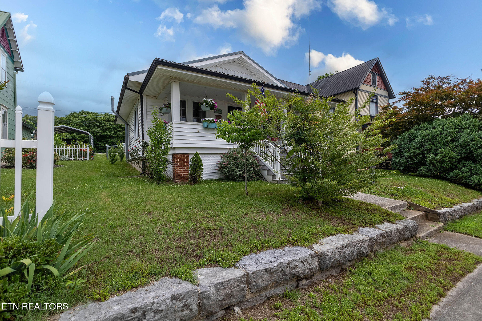 210 Walden Avenue Harriman TN 37748