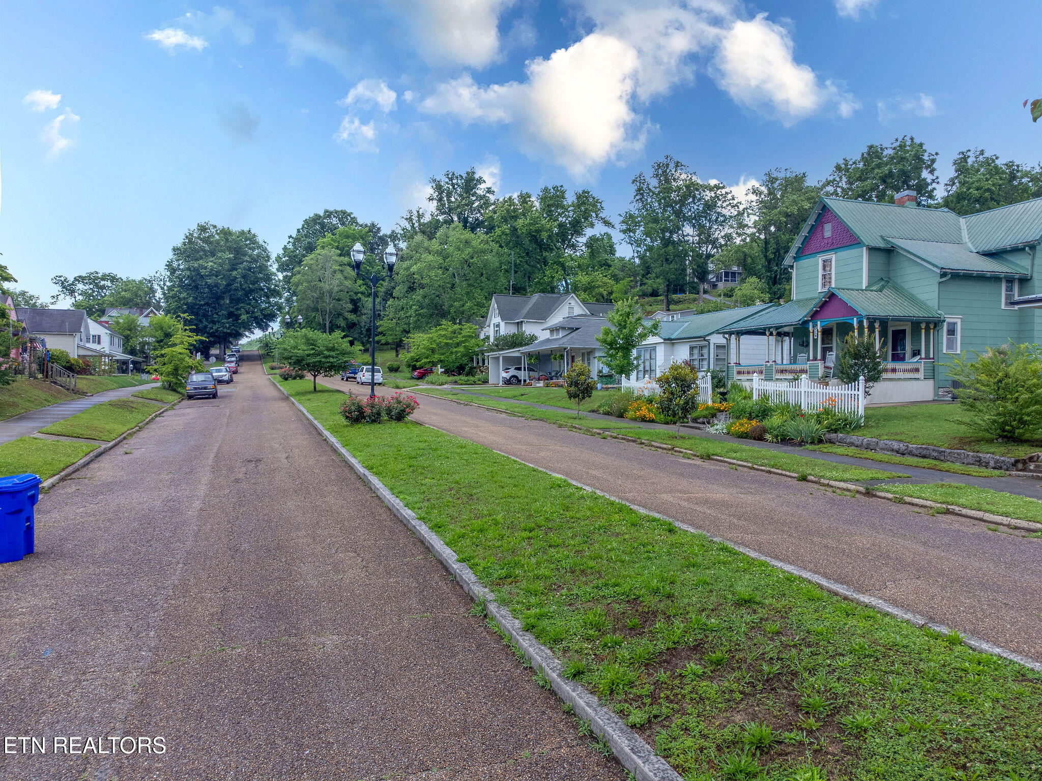 210 Walden Avenue Harriman TN 37748