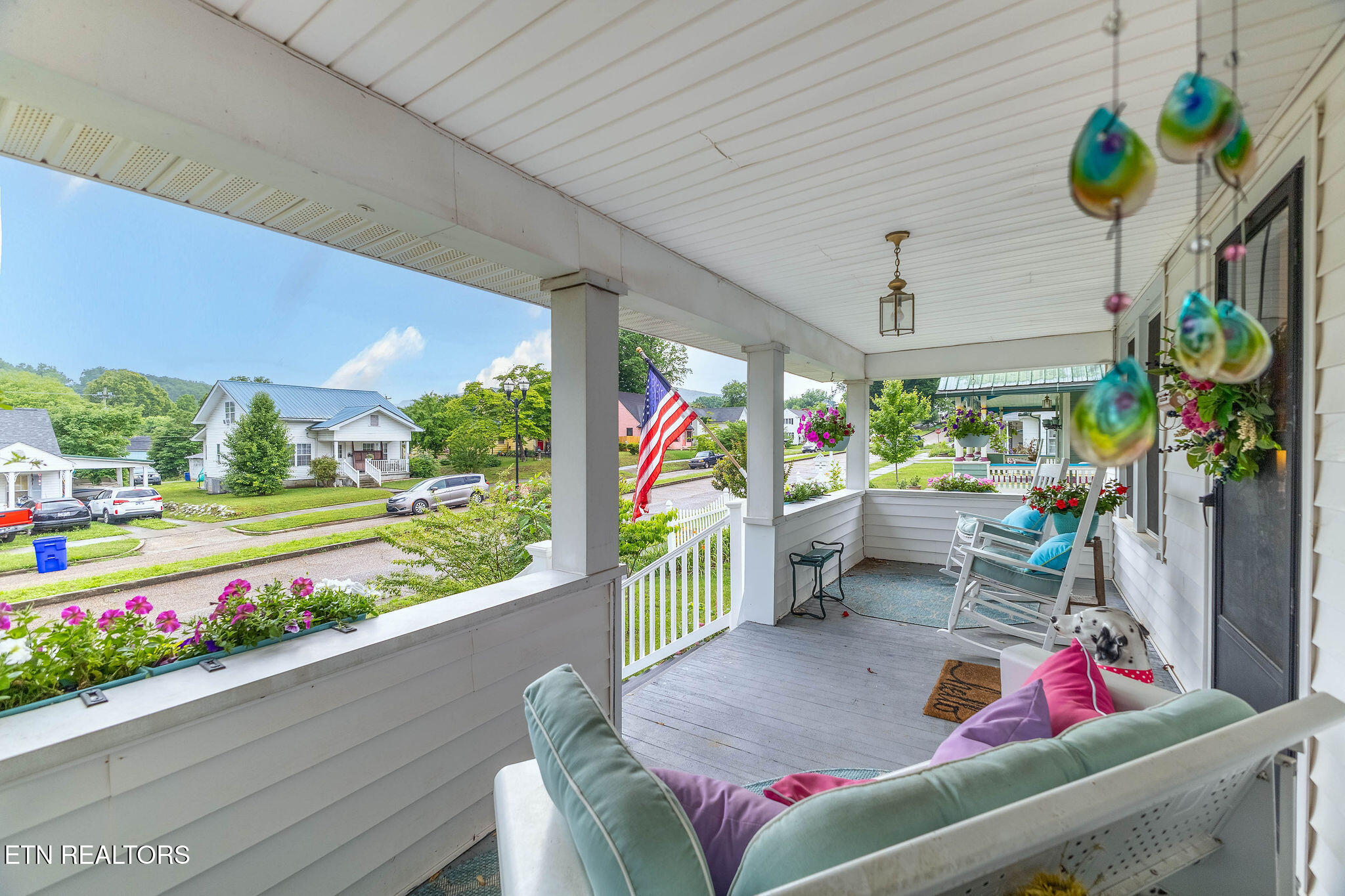210 Walden Avenue Harriman TN 37748