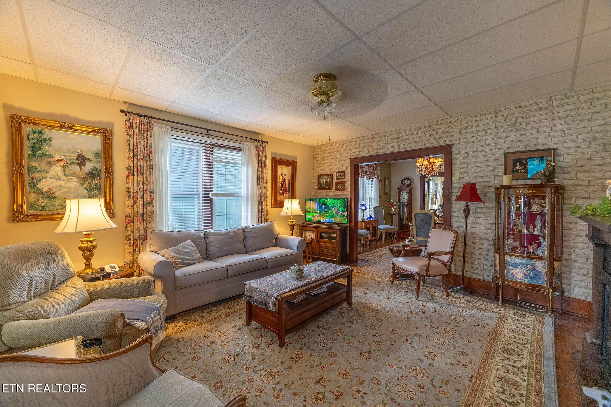 210 Walden Avenue Harriman TN 37748
