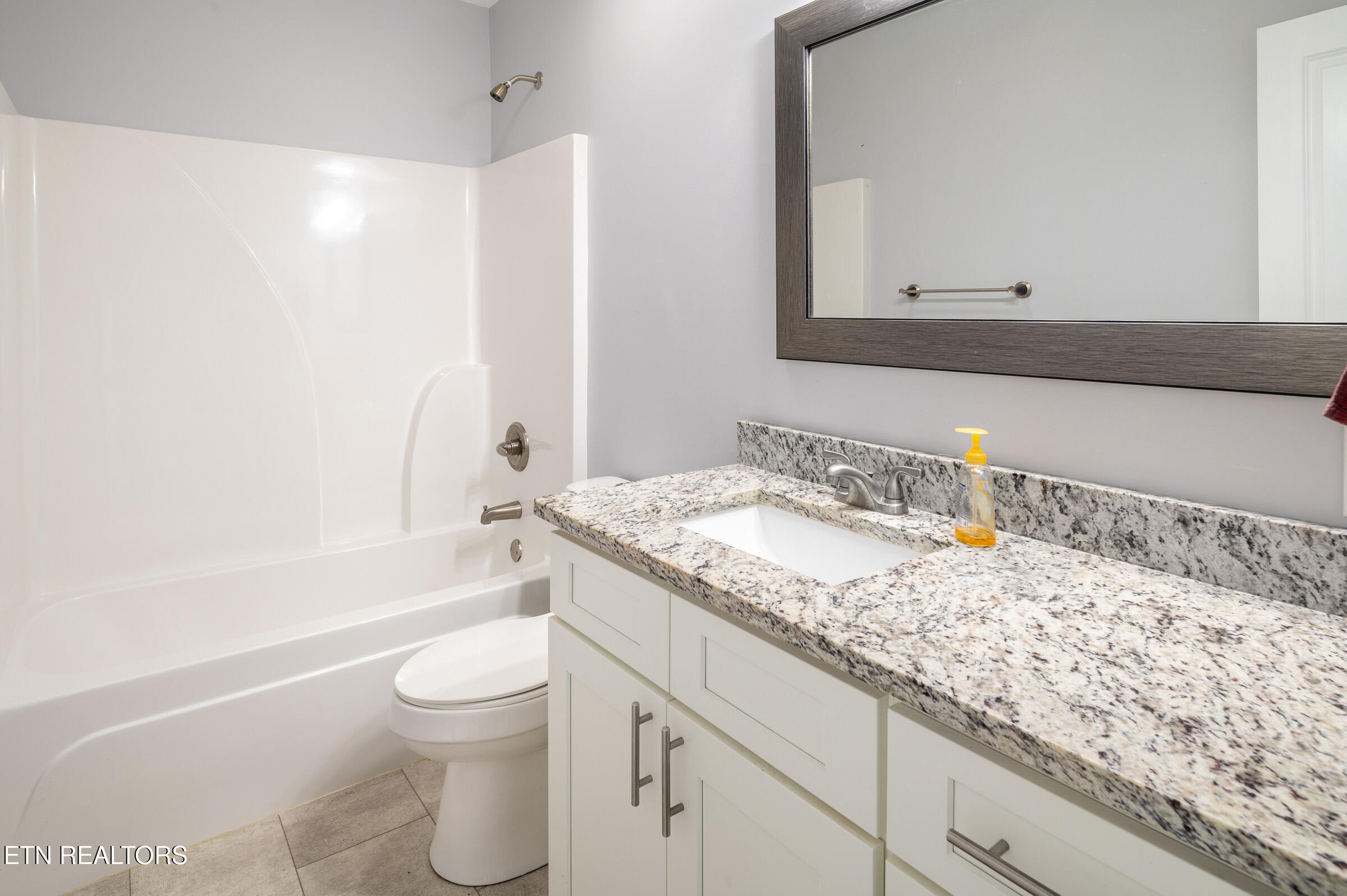 7090 Loudon Ridge Road Lenoir City TN 37771