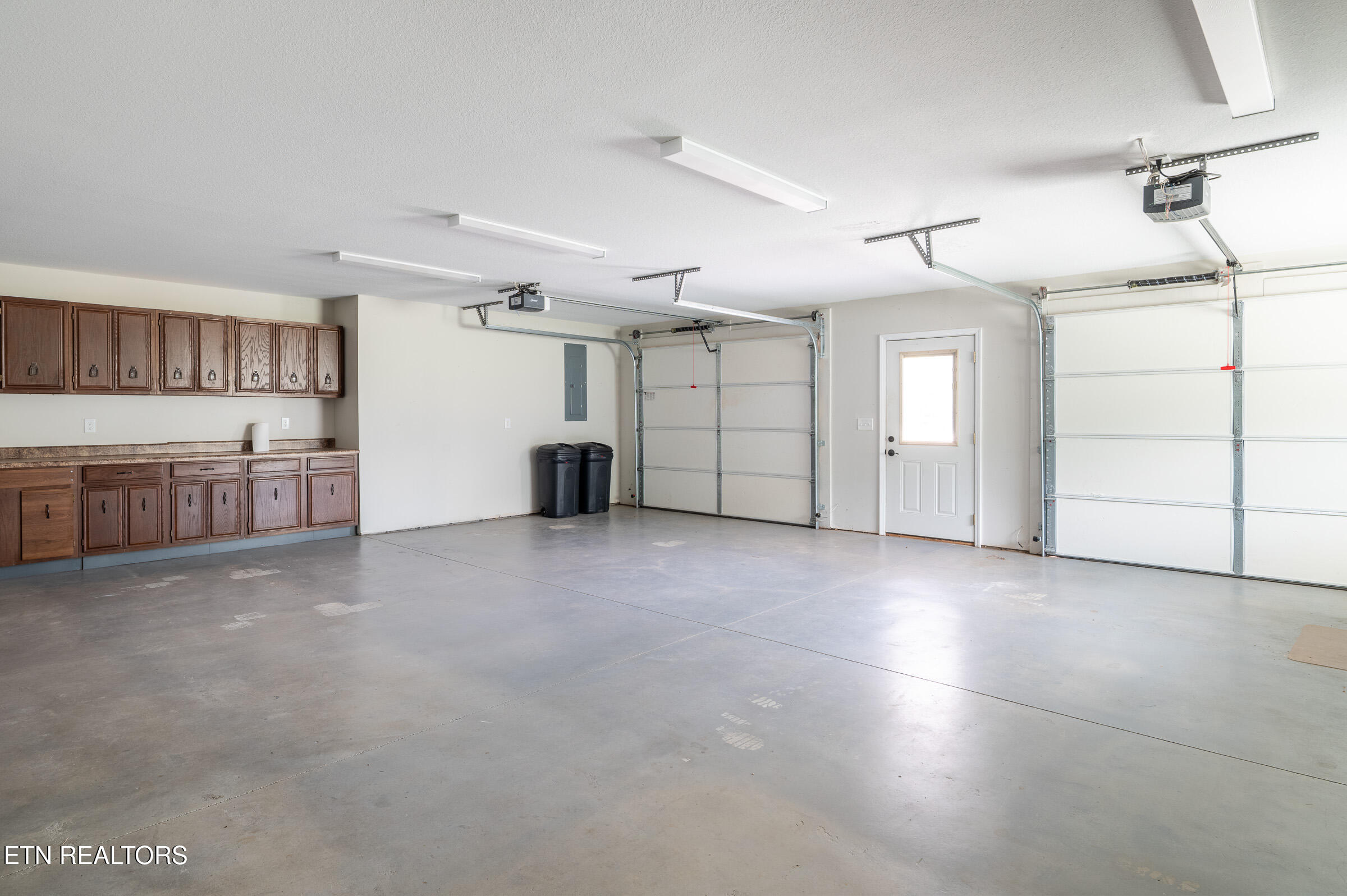 7090 Loudon Ridge Road Lenoir City TN 37771