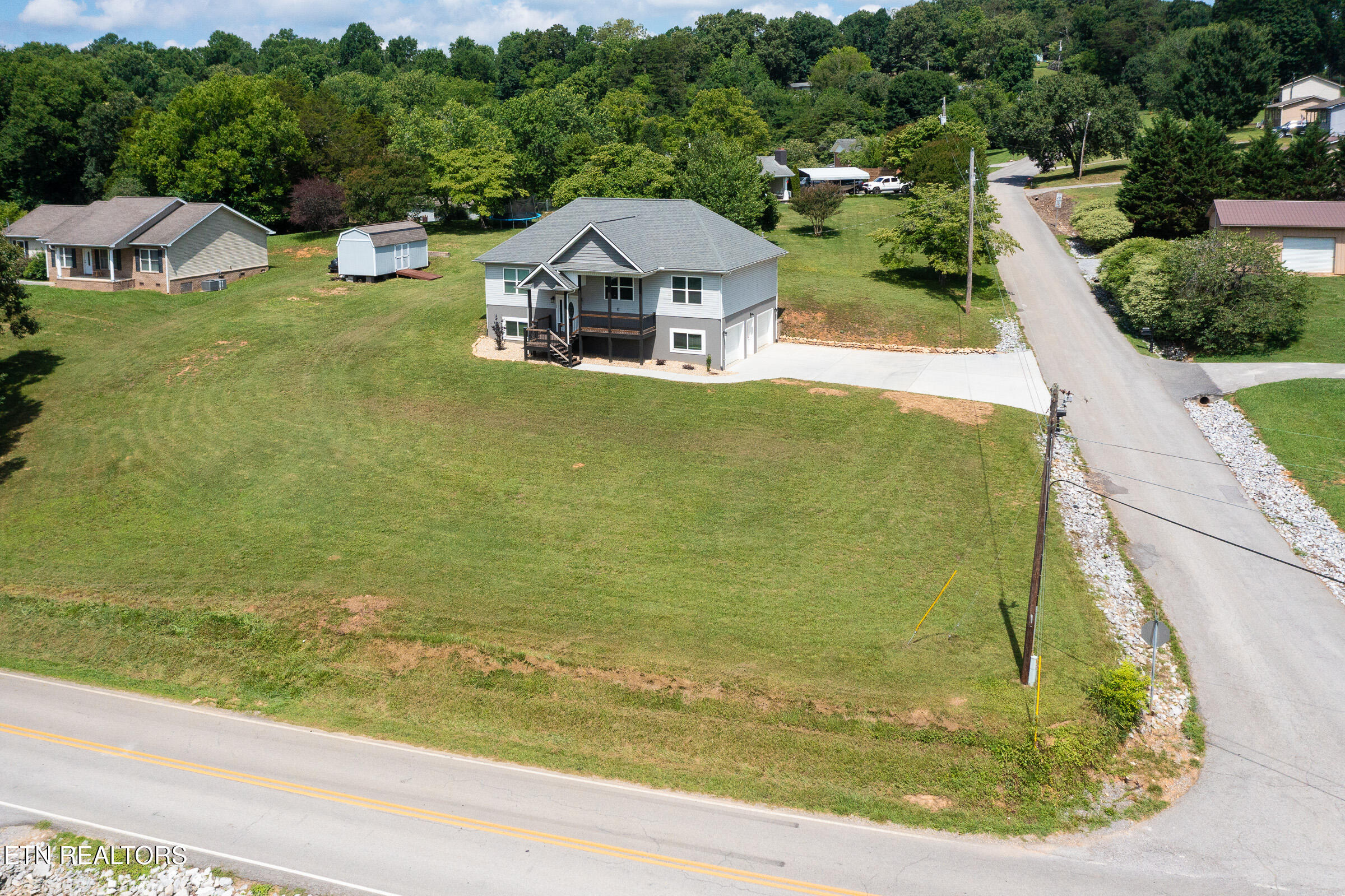 7090 Loudon Ridge Road Lenoir City TN 37771