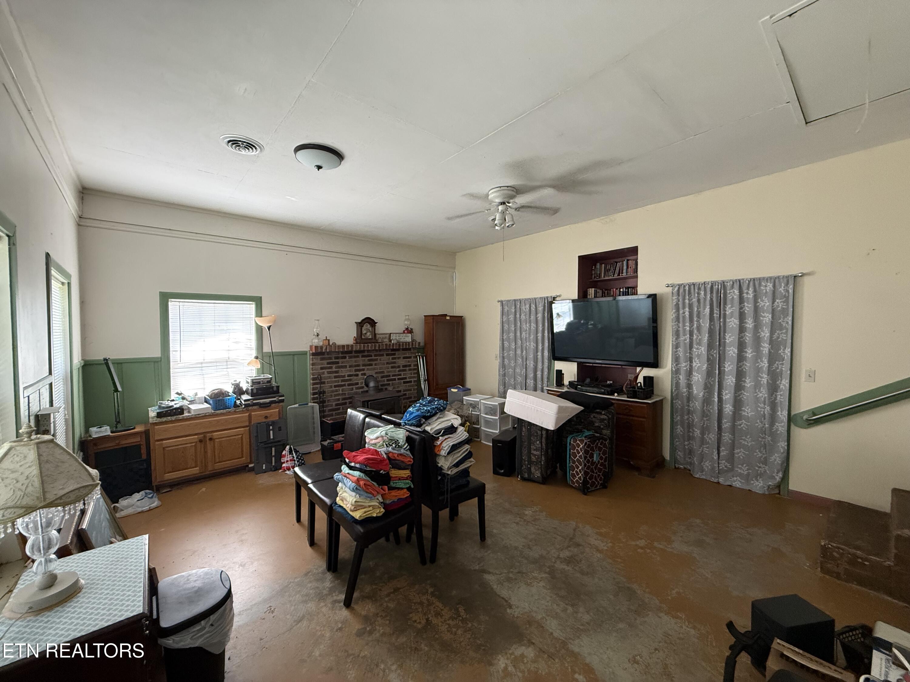 2360 Goldrush Road Pigeon Forge TN 37863