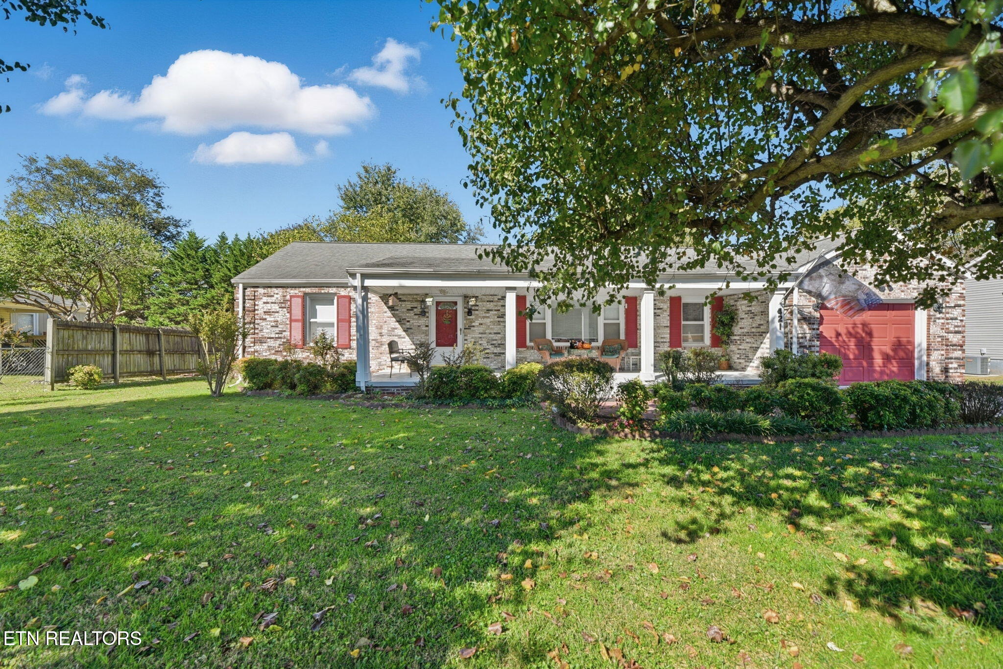 421 Hicks Circle Clinton TN 37716