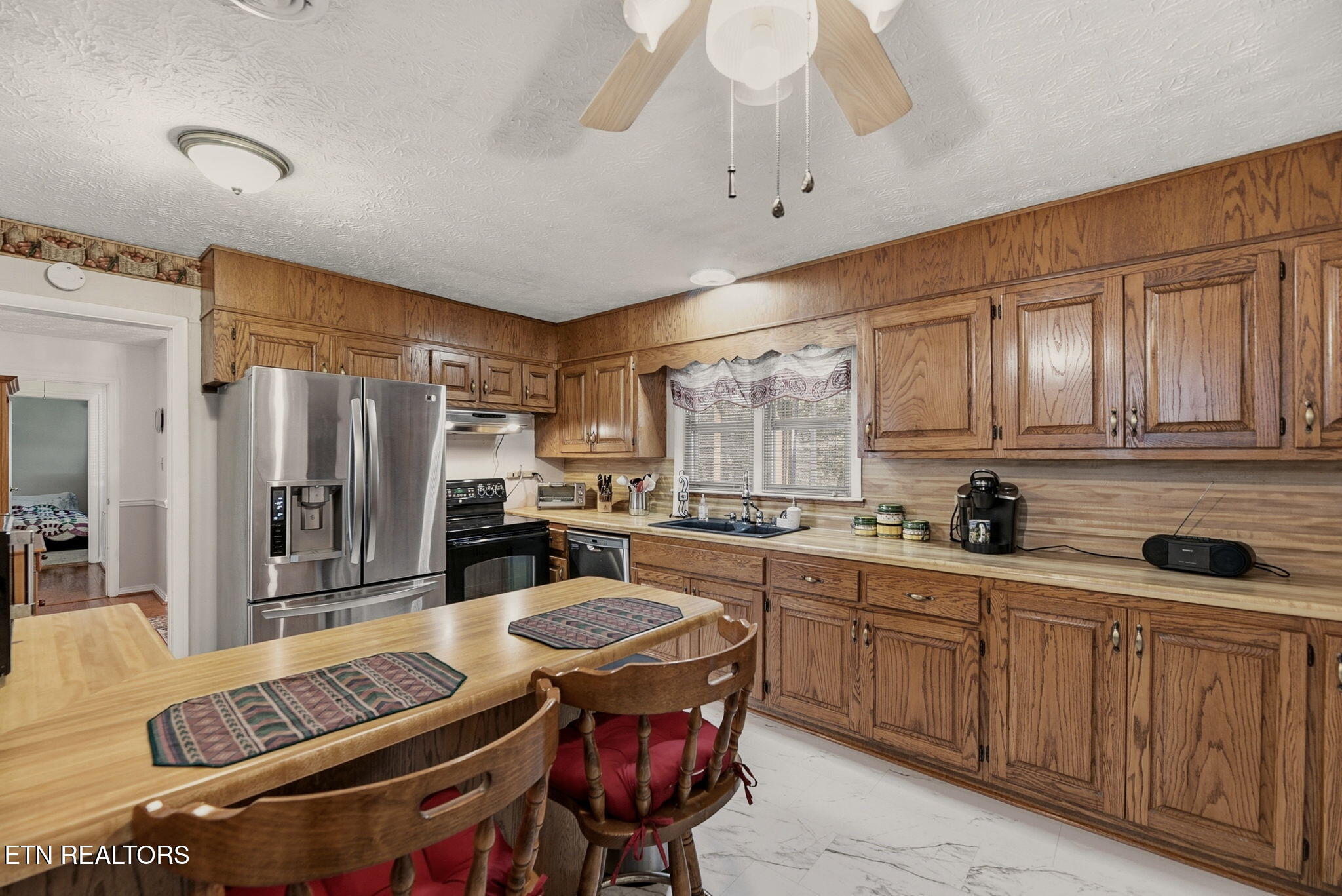 421 Hicks Circle Clinton TN 37716