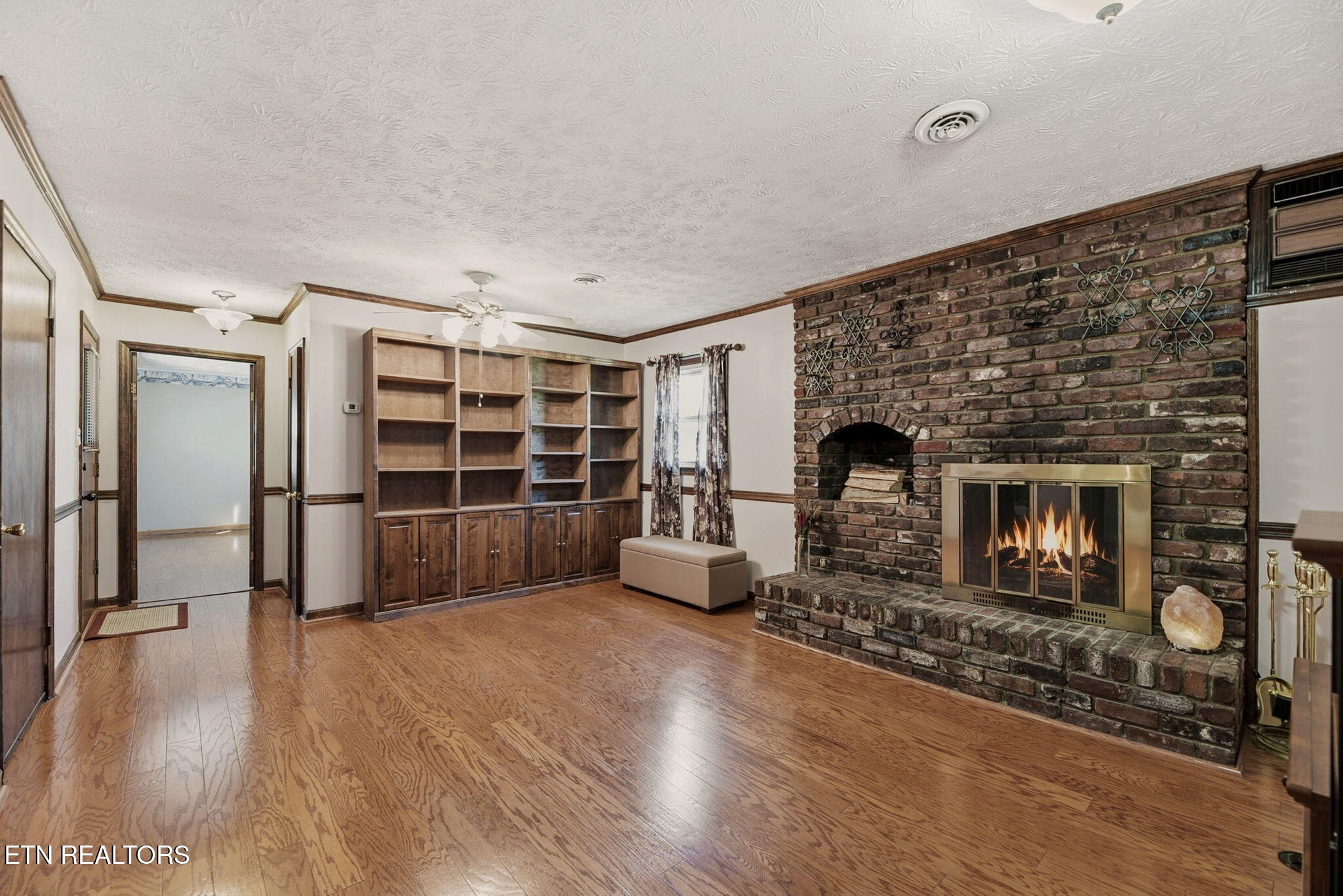 421 Hicks Circle Clinton TN 37716