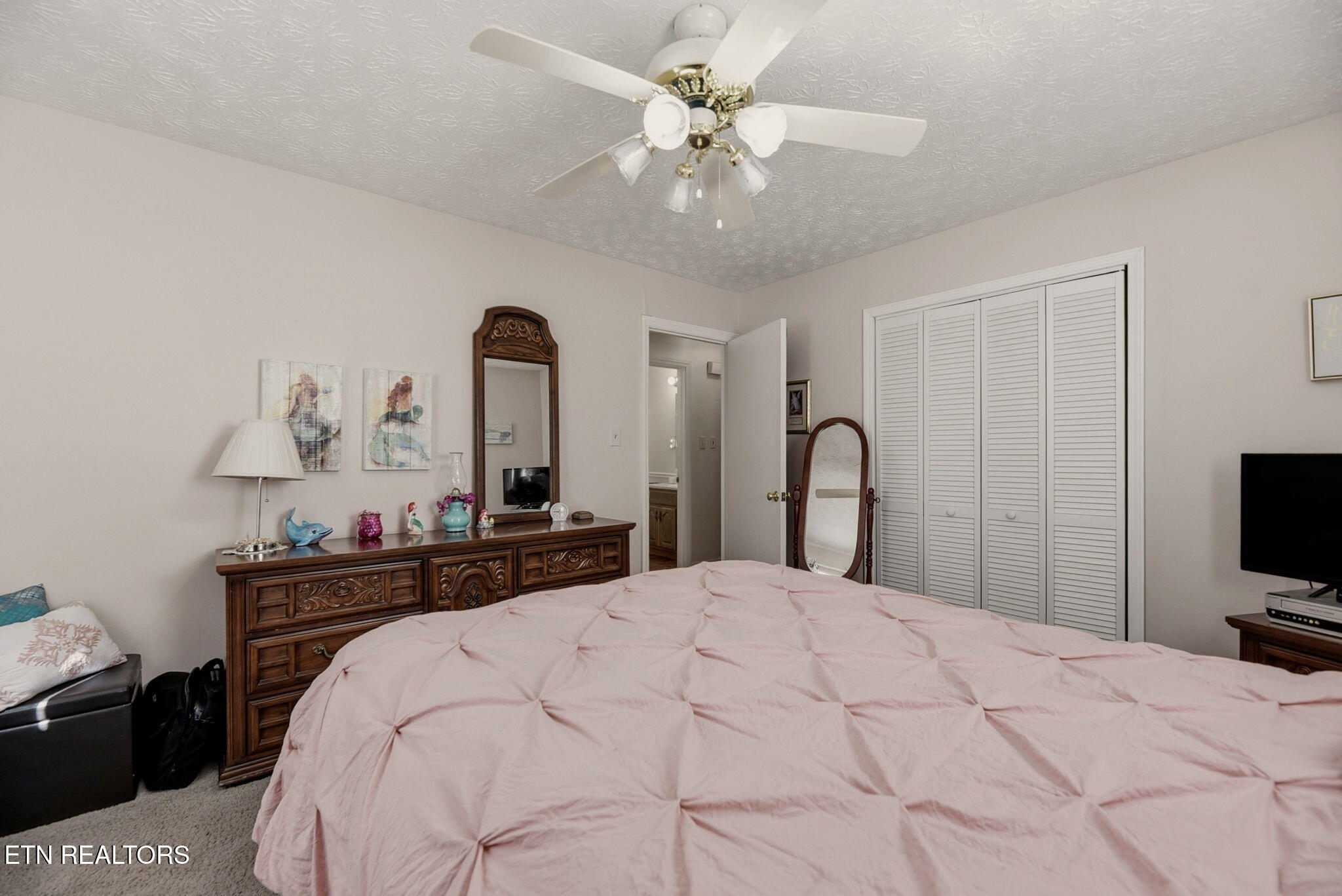 421 Hicks Circle Clinton TN 37716