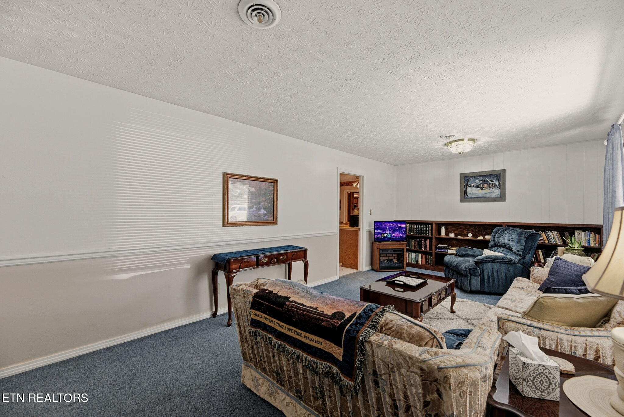 421 Hicks Circle Clinton TN 37716