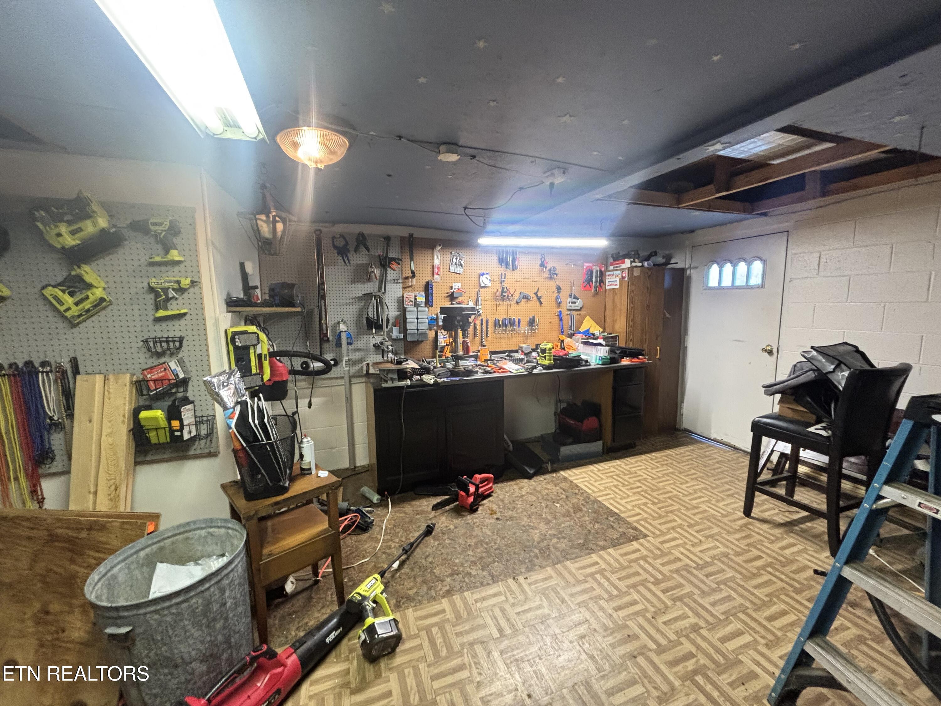 741 Old Highway 70 Harriman TN 37748