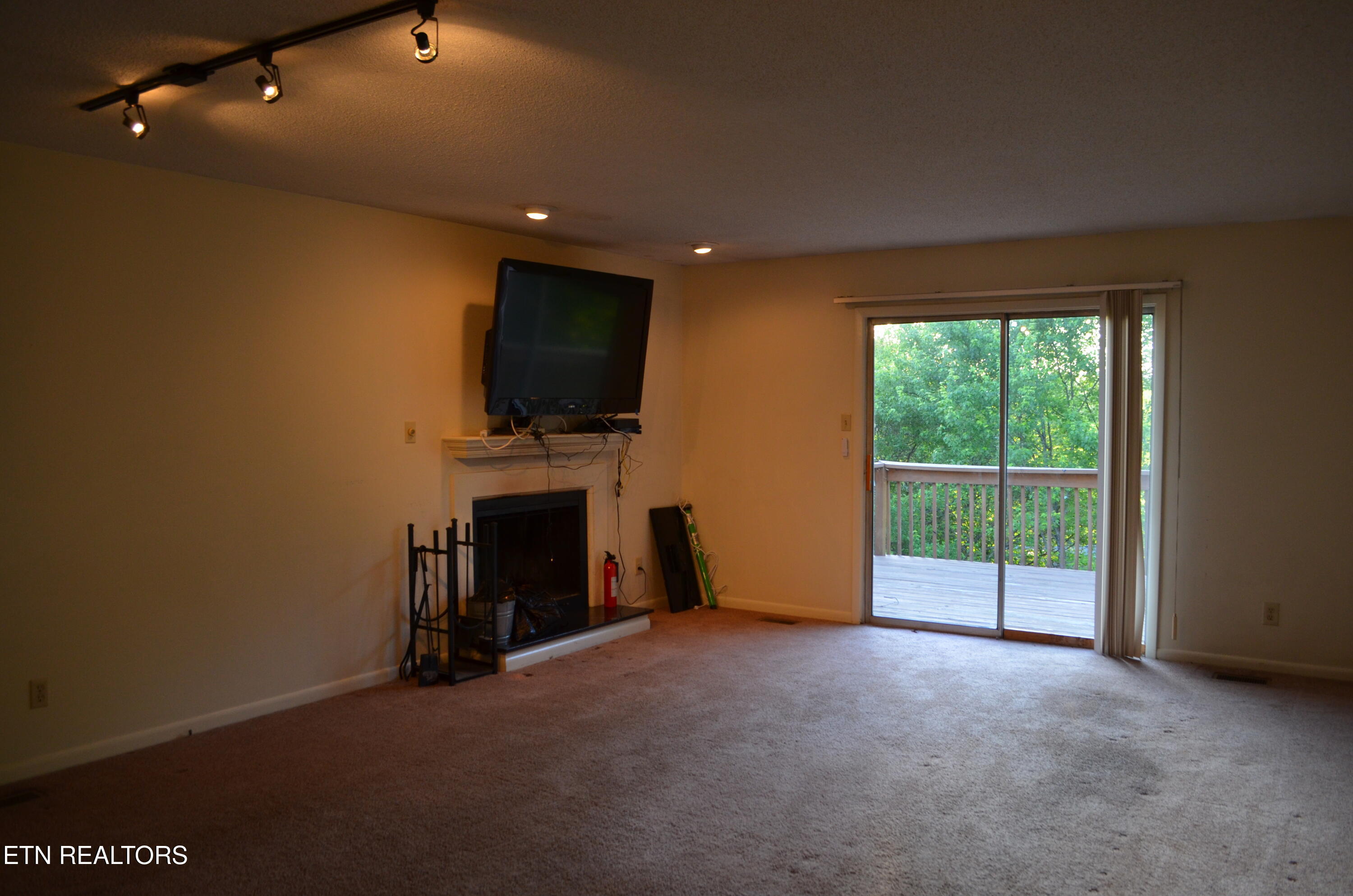 8709 Olde Colony Trail Knoxville TN 37923