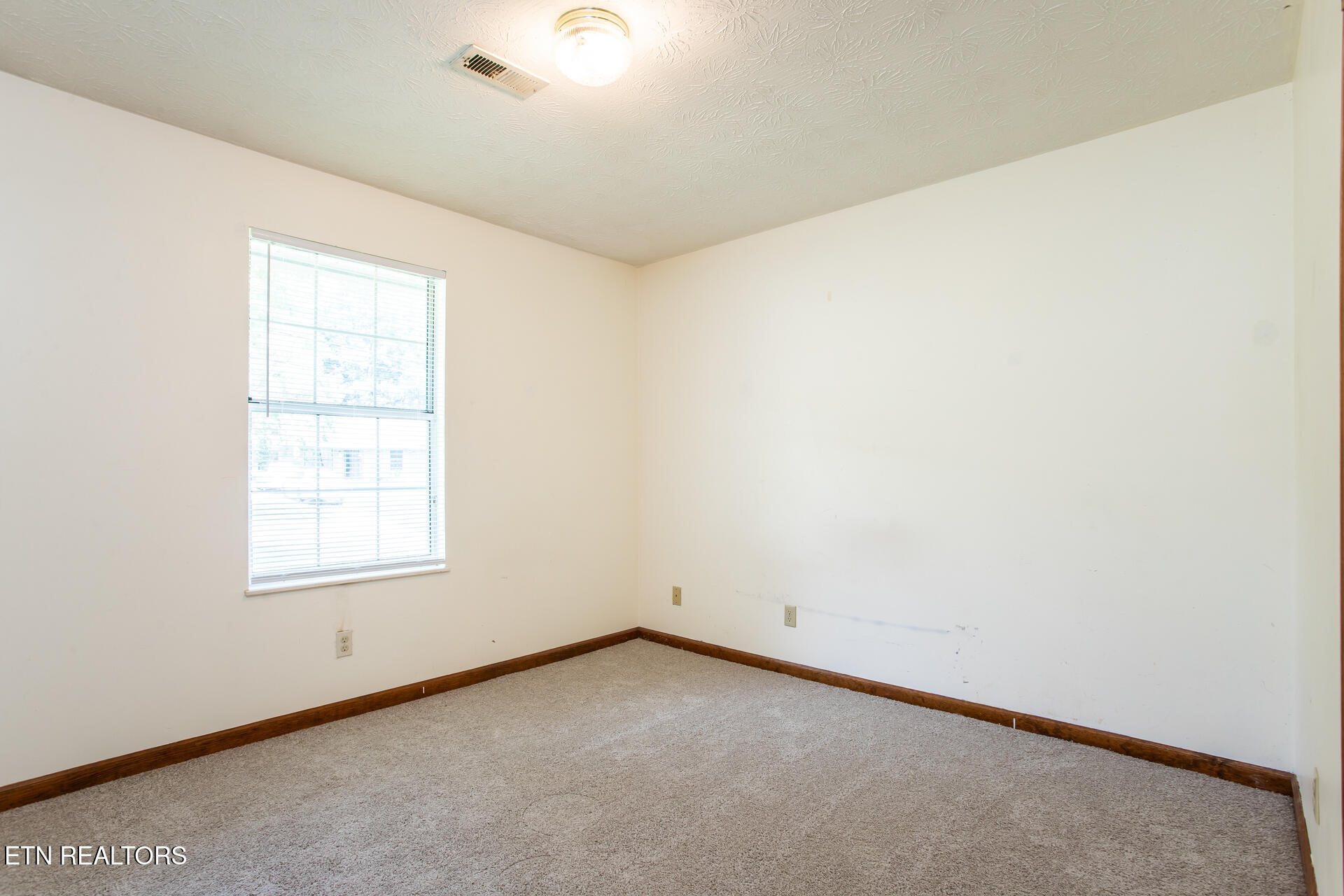 5941 Bridge Garden Road Knoxville TN 37912