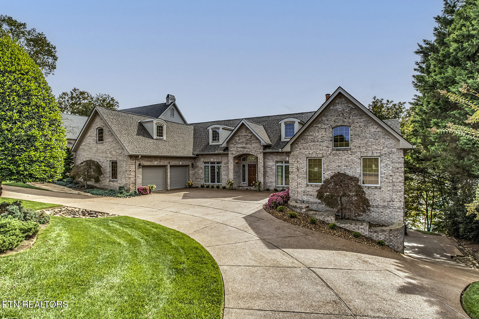135 Big Water Drive Vonore TN 37885