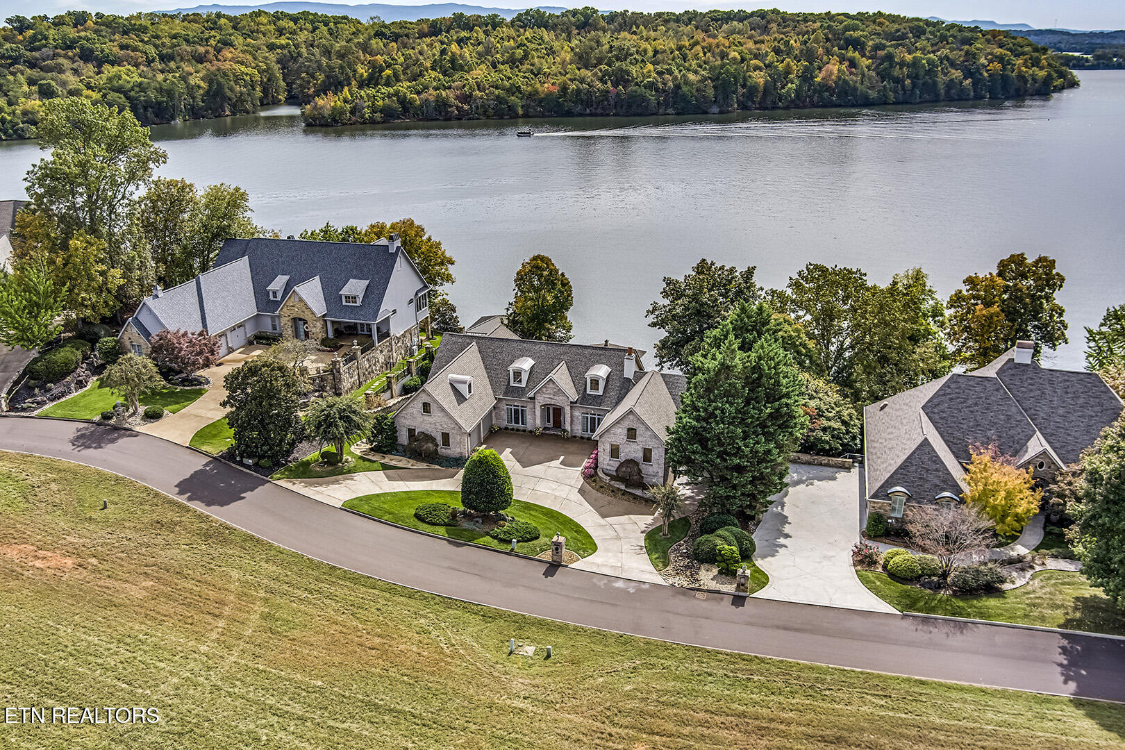 135 Big Water Drive Vonore TN 37885