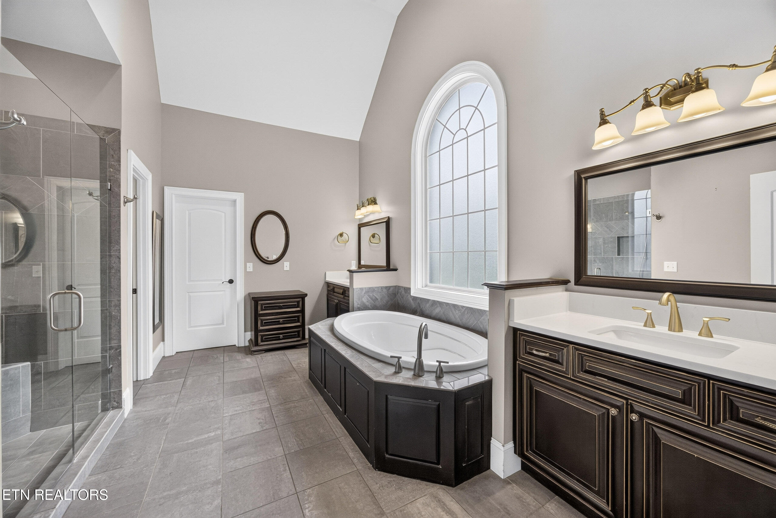 329 New Heritage Drive Cookeville TN 38506
