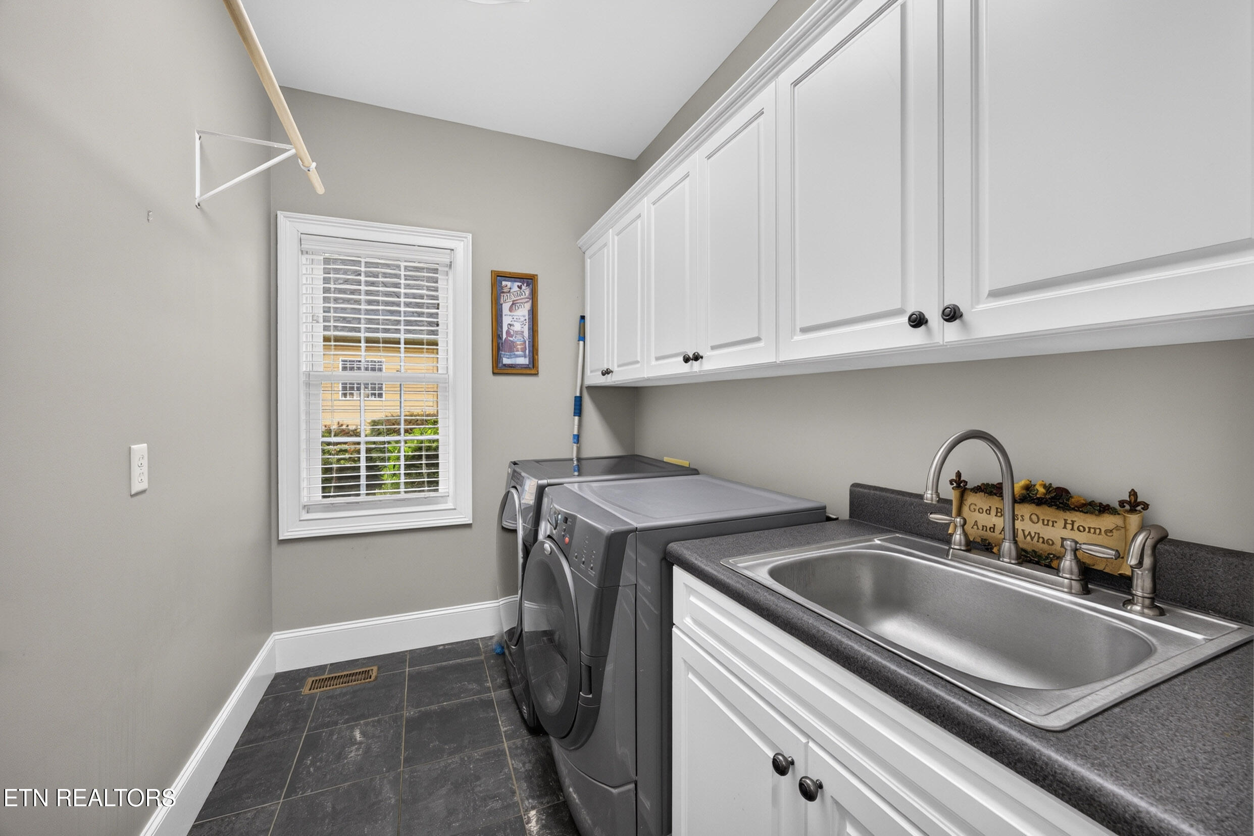 329 New Heritage Drive Cookeville TN 38506