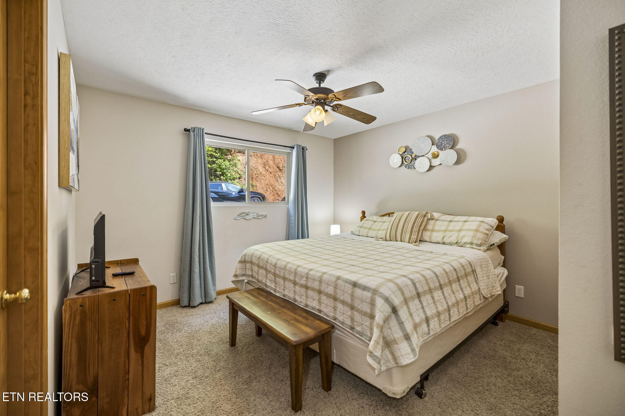 129 Bridgeview Lane Lafollette TN 37766