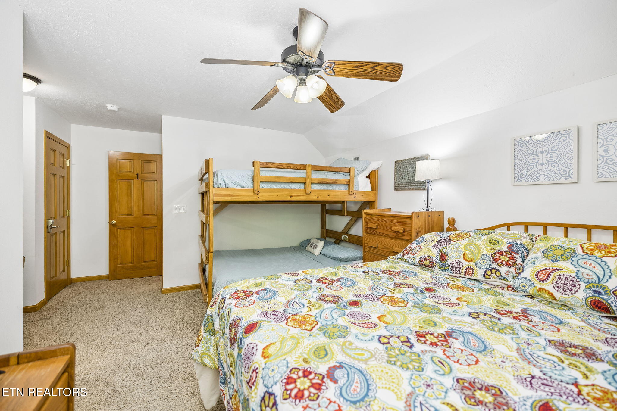 129 Bridgeview Lane Lafollette TN 37766
