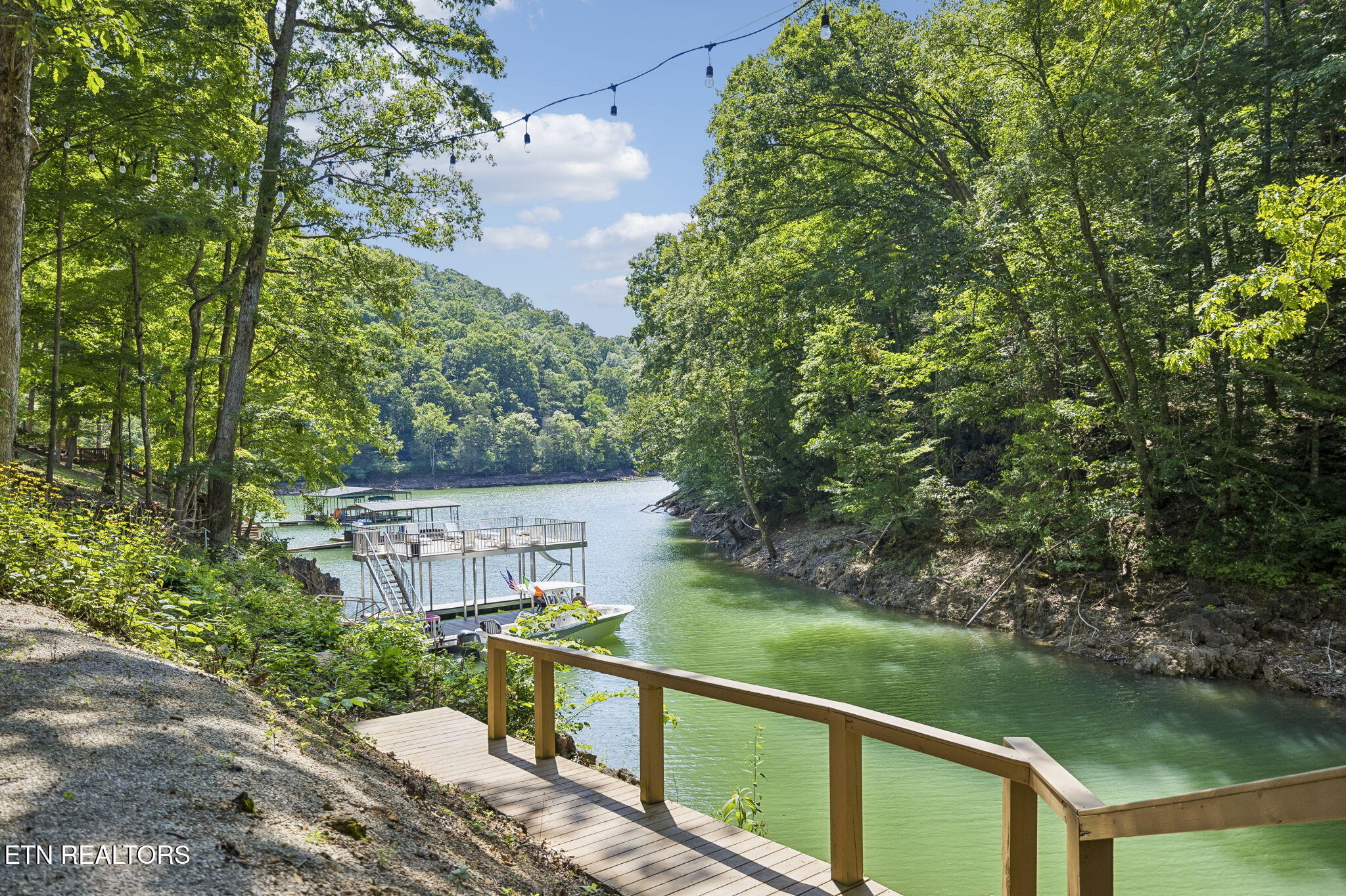 129 Bridgeview Lane Lafollette TN 37766