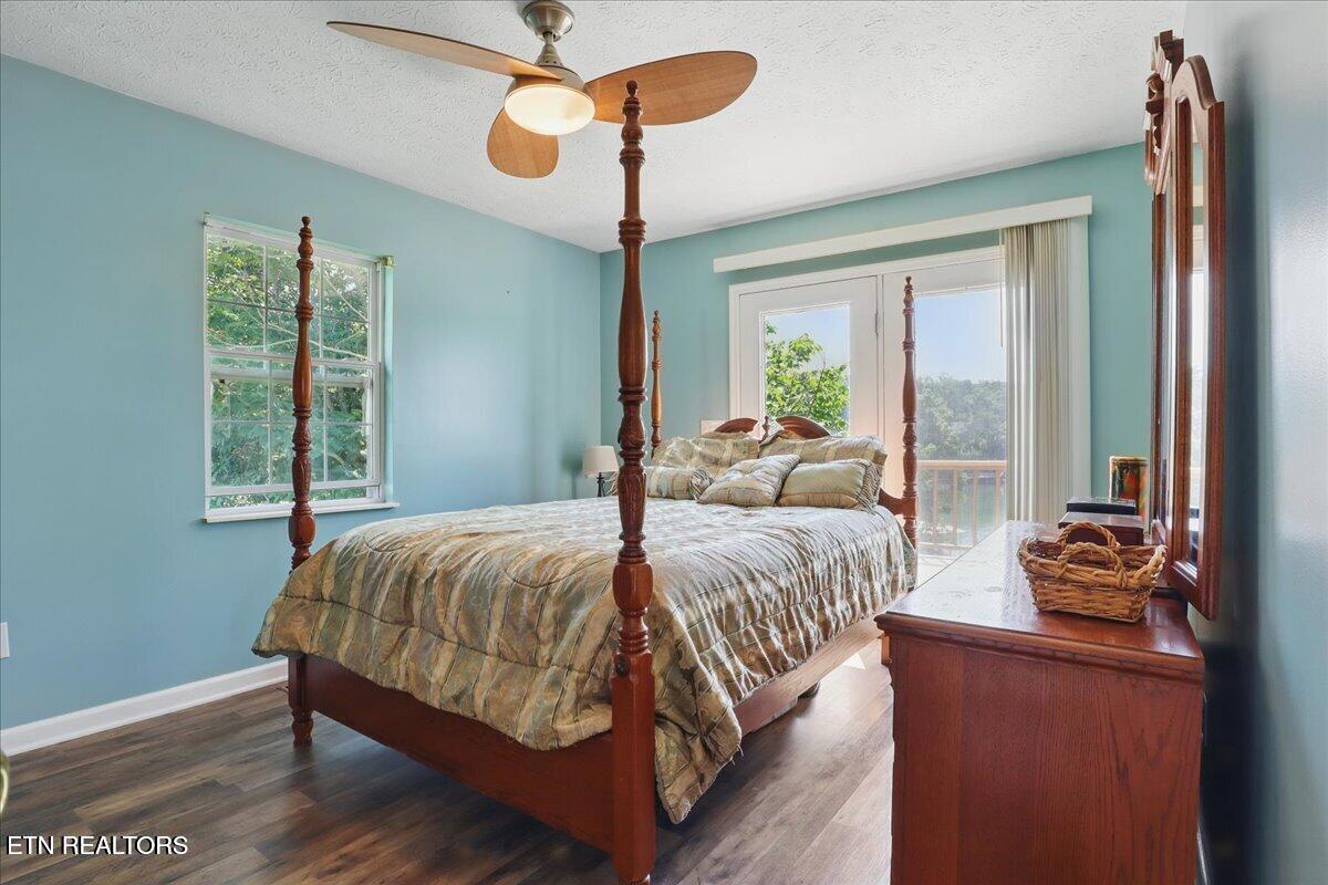1381 Lake Front Drive Dandridge TN 37725