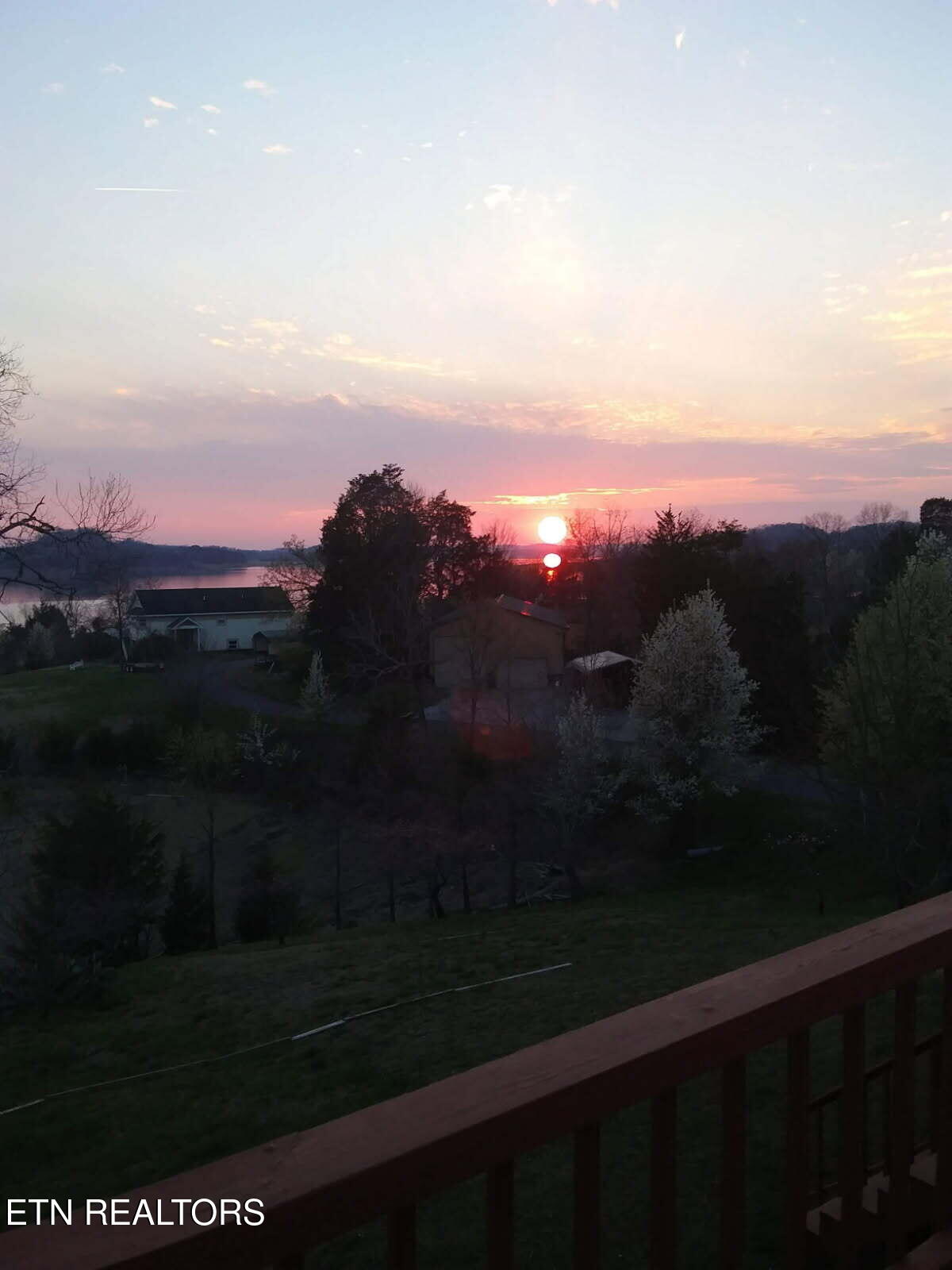 1381 Lake Front Drive Dandridge TN 37725