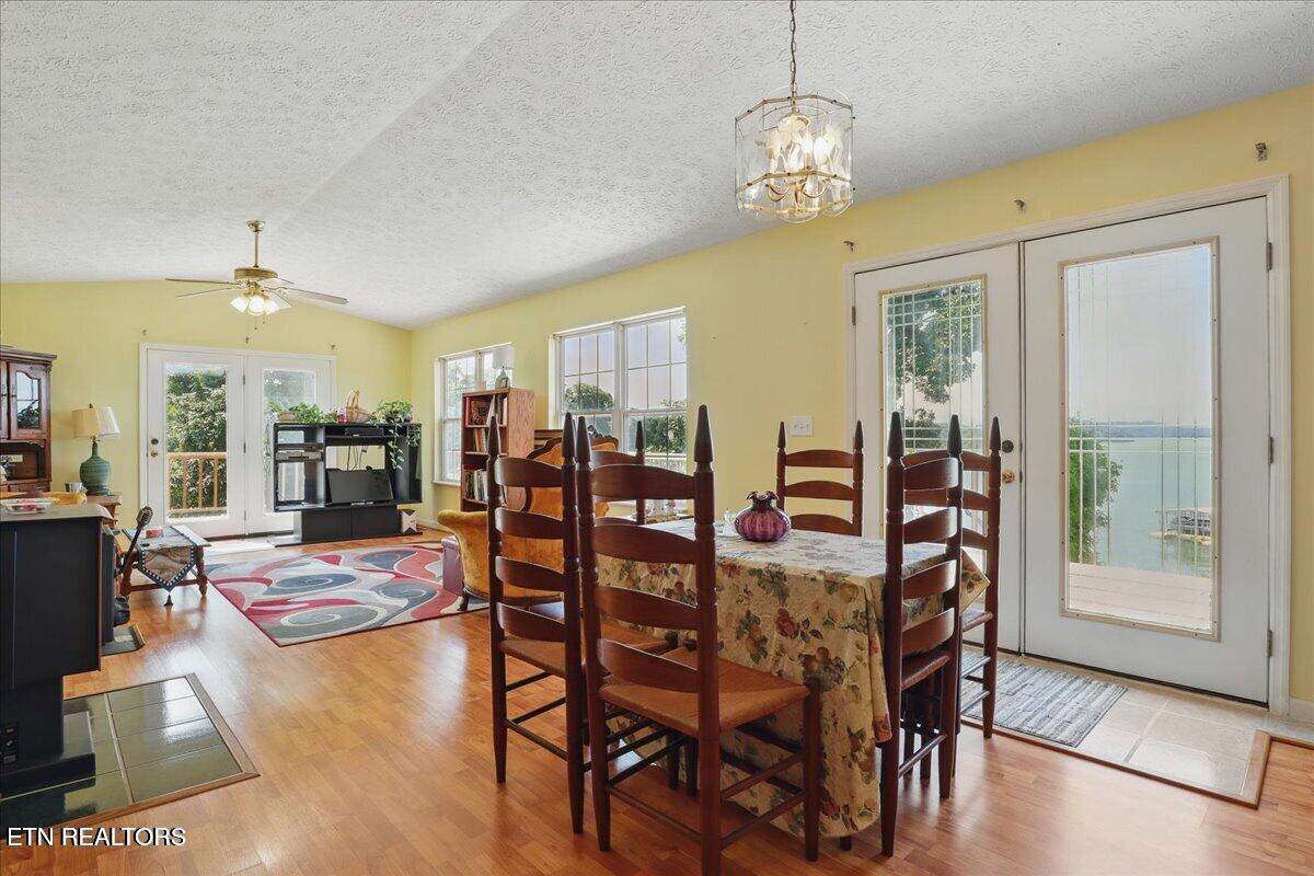 1381 Lake Front Drive Dandridge TN 37725