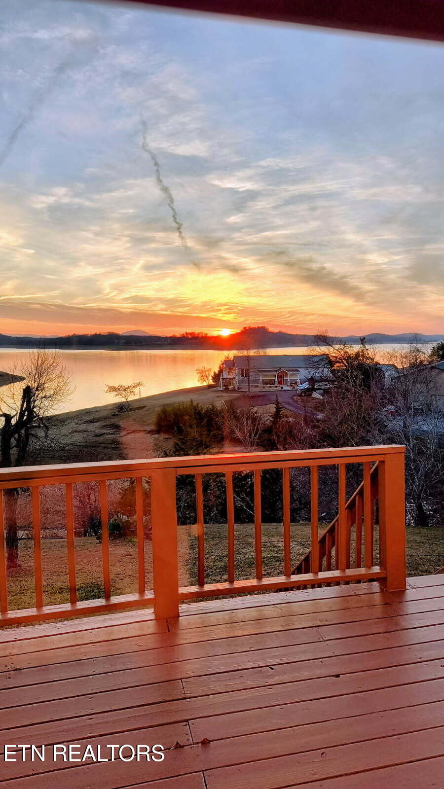 1381 Lake Front Drive Dandridge TN 37725