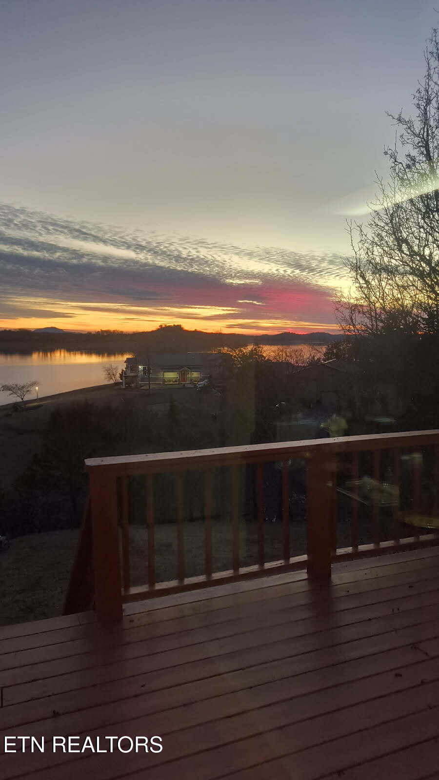 1381 Lake Front Drive Dandridge TN 37725