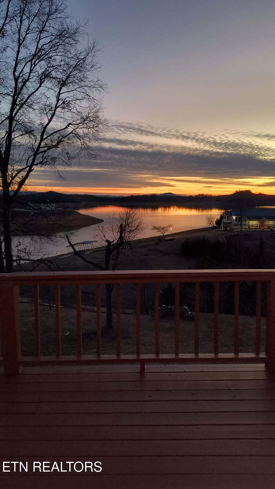 1381 Lake Front Drive Dandridge TN 37725