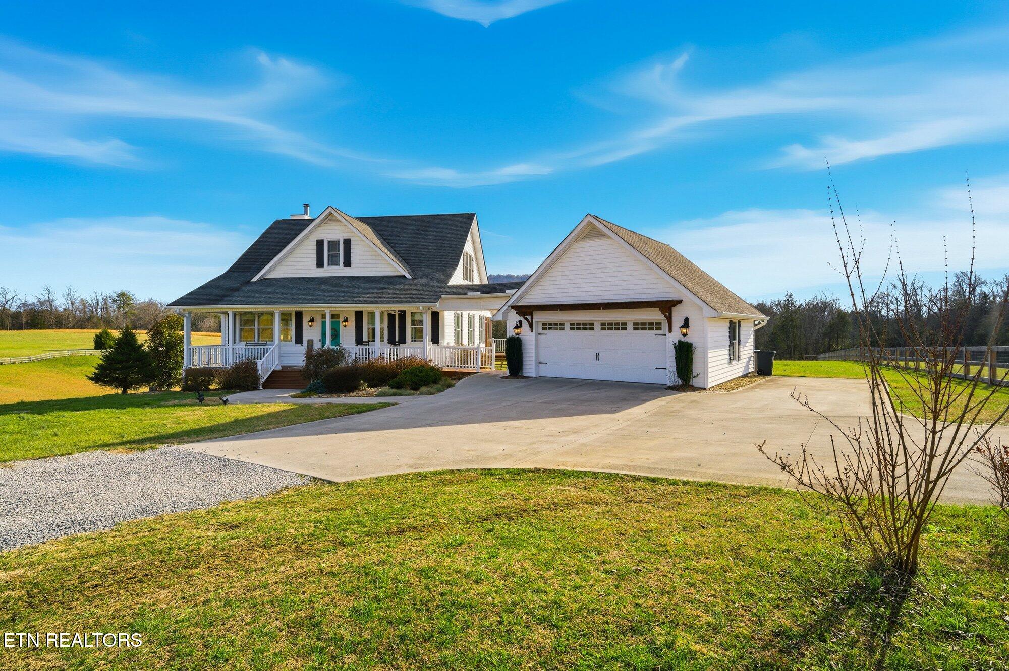 7425 Mountain Glory Way Corryton TN 37721