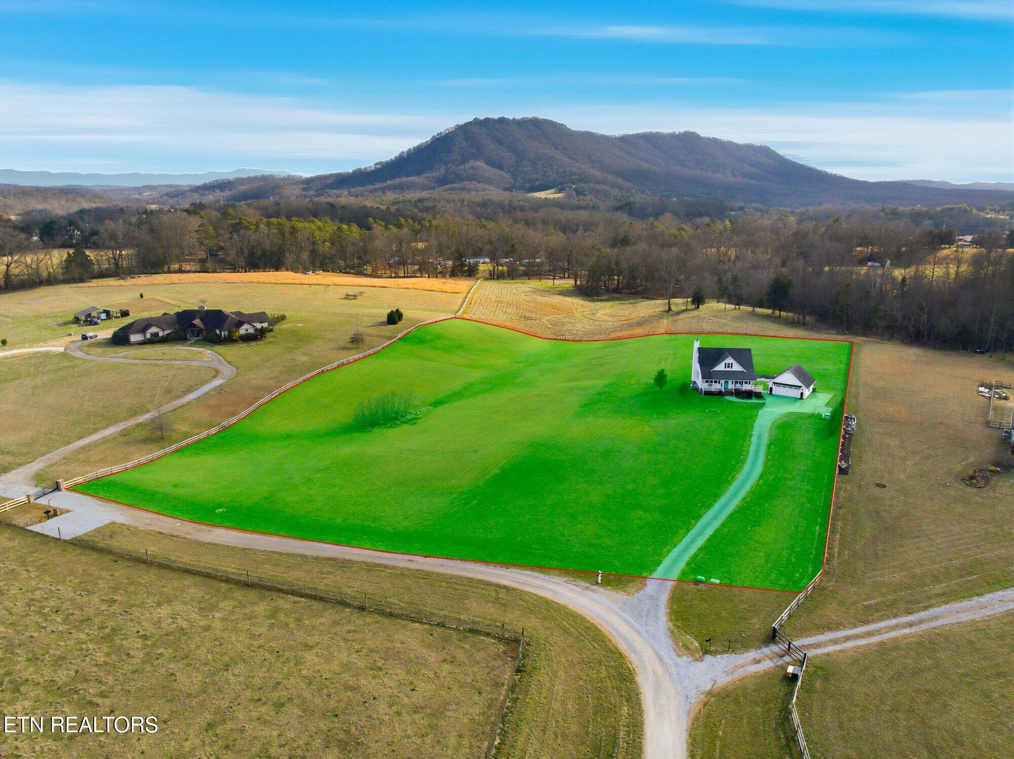7425 Mountain Glory Way Corryton TN 37721