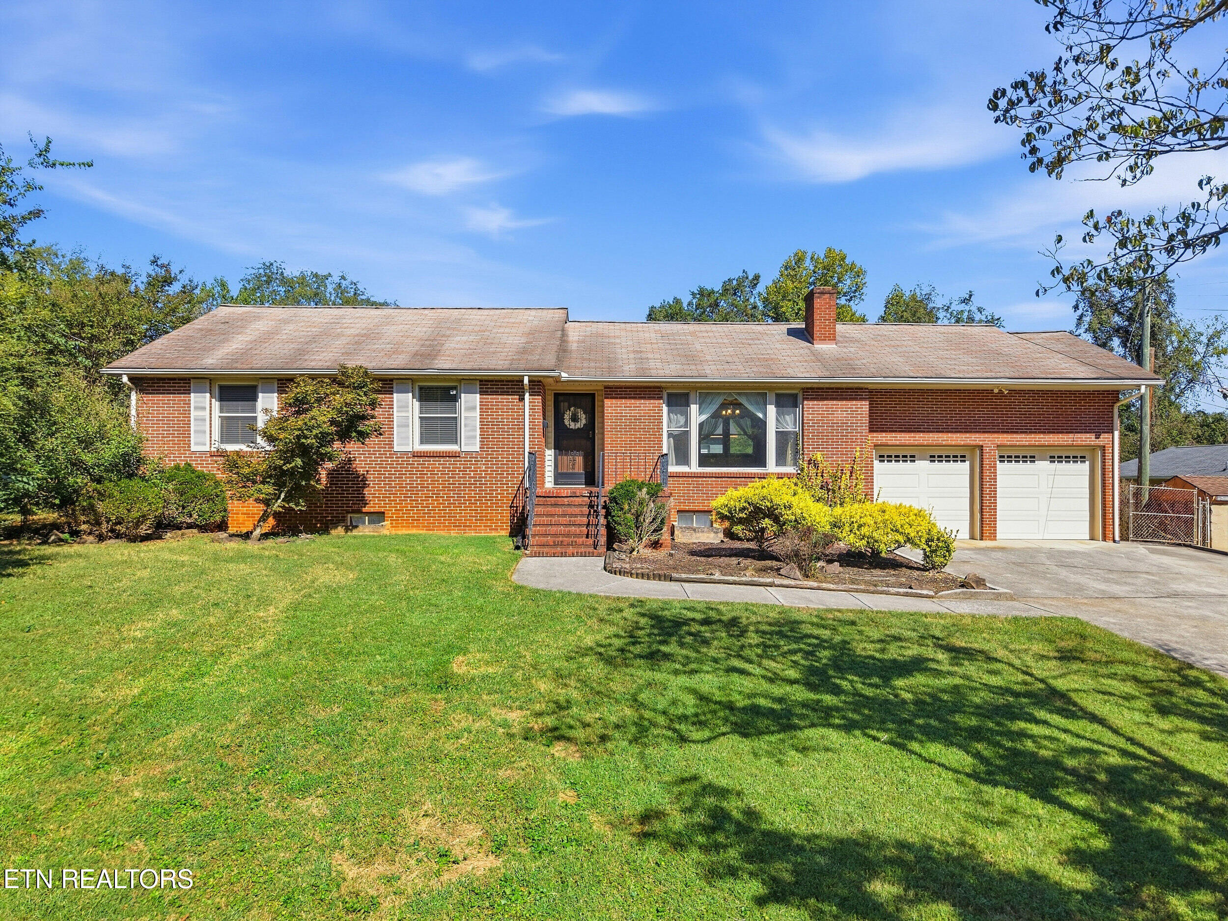 3817 Riverview Drive Knoxville TN 37914