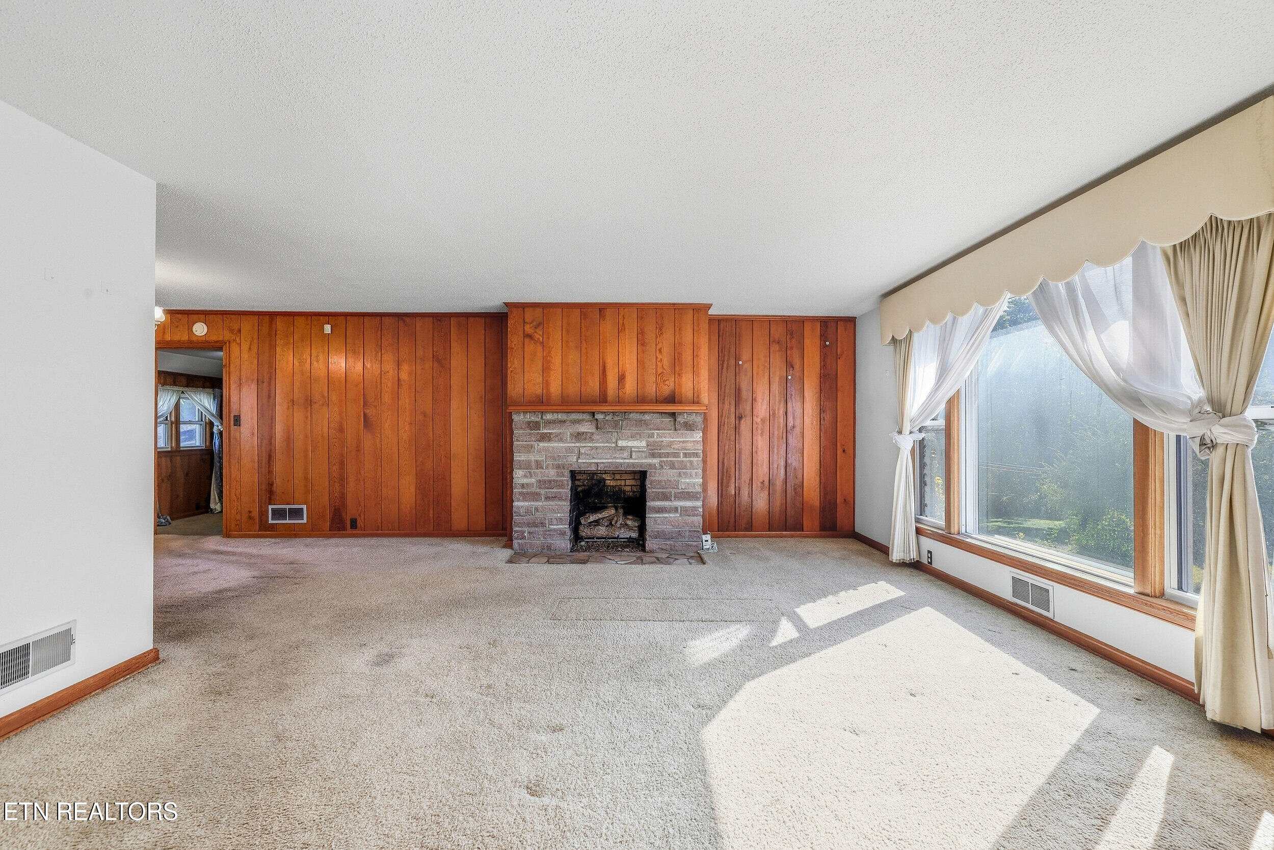 3817 Riverview Drive Knoxville TN 37914