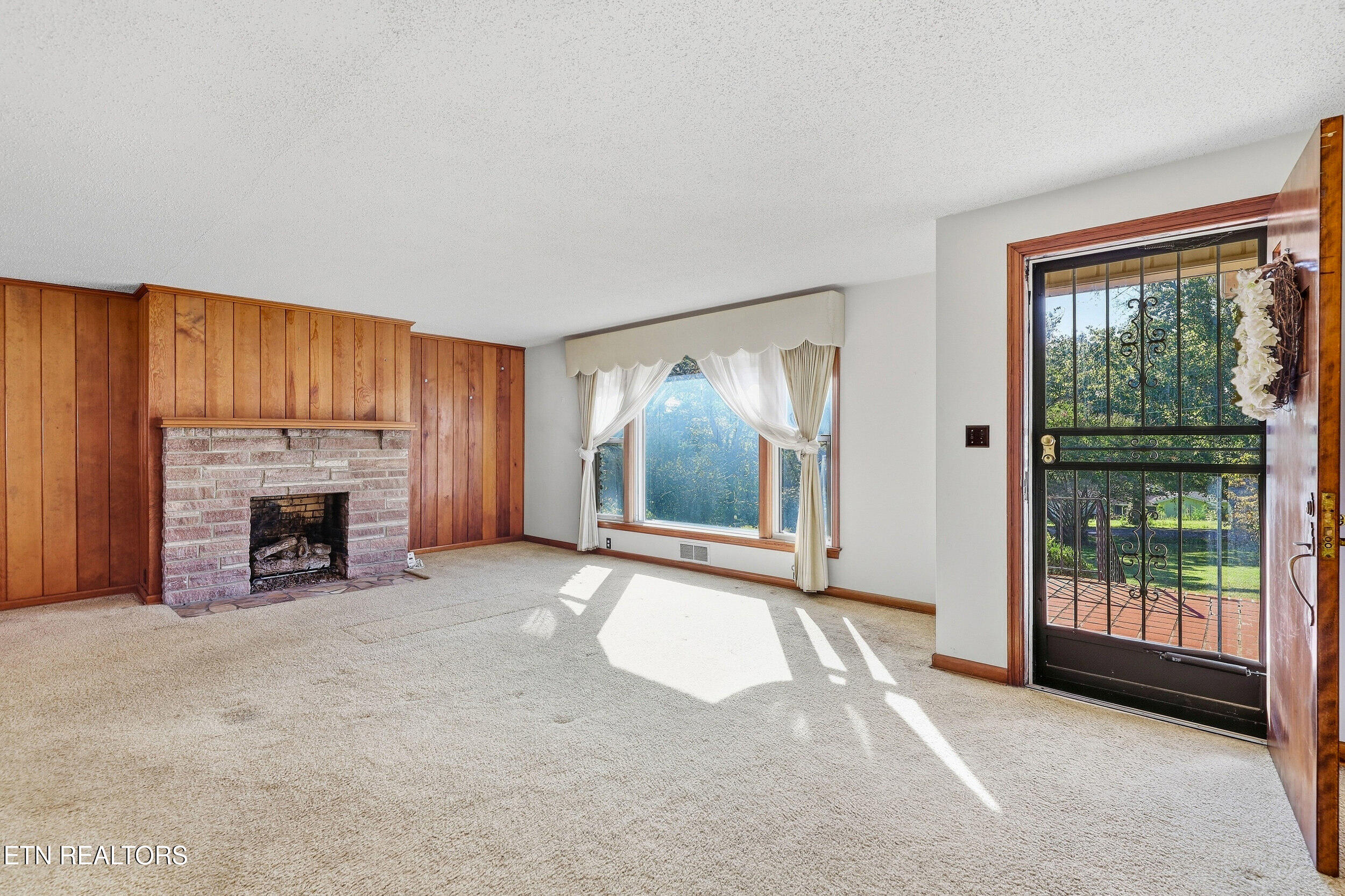 3817 Riverview Drive Knoxville TN 37914