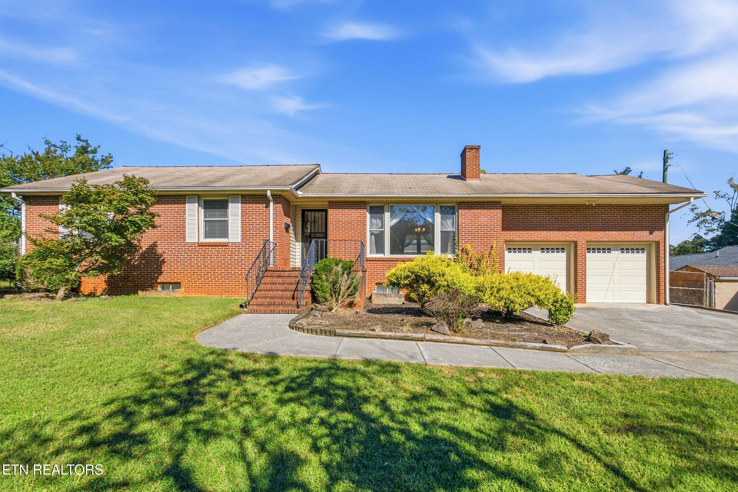 3817 Riverview Drive Knoxville TN 37914