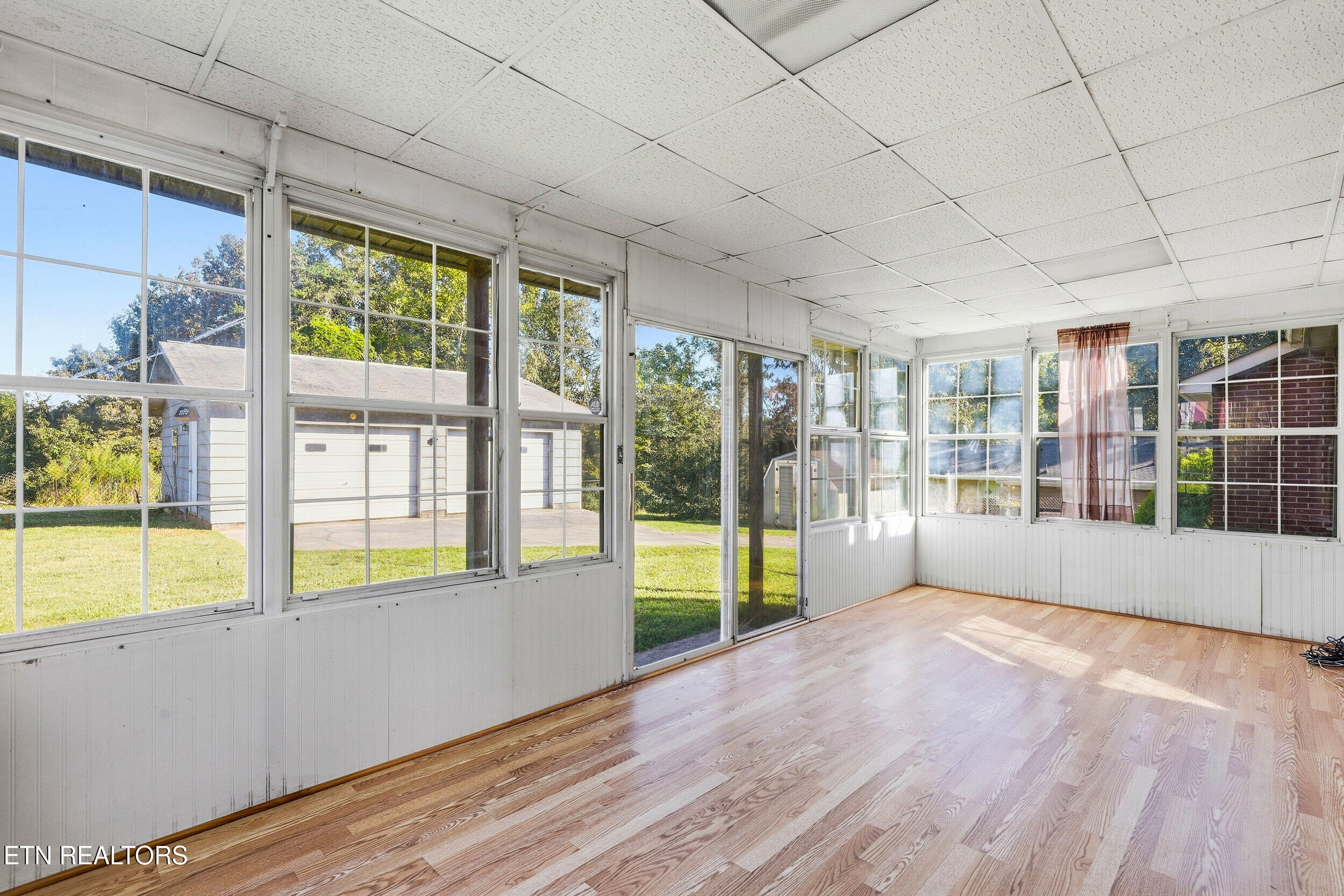 3817 Riverview Drive Knoxville TN 37914