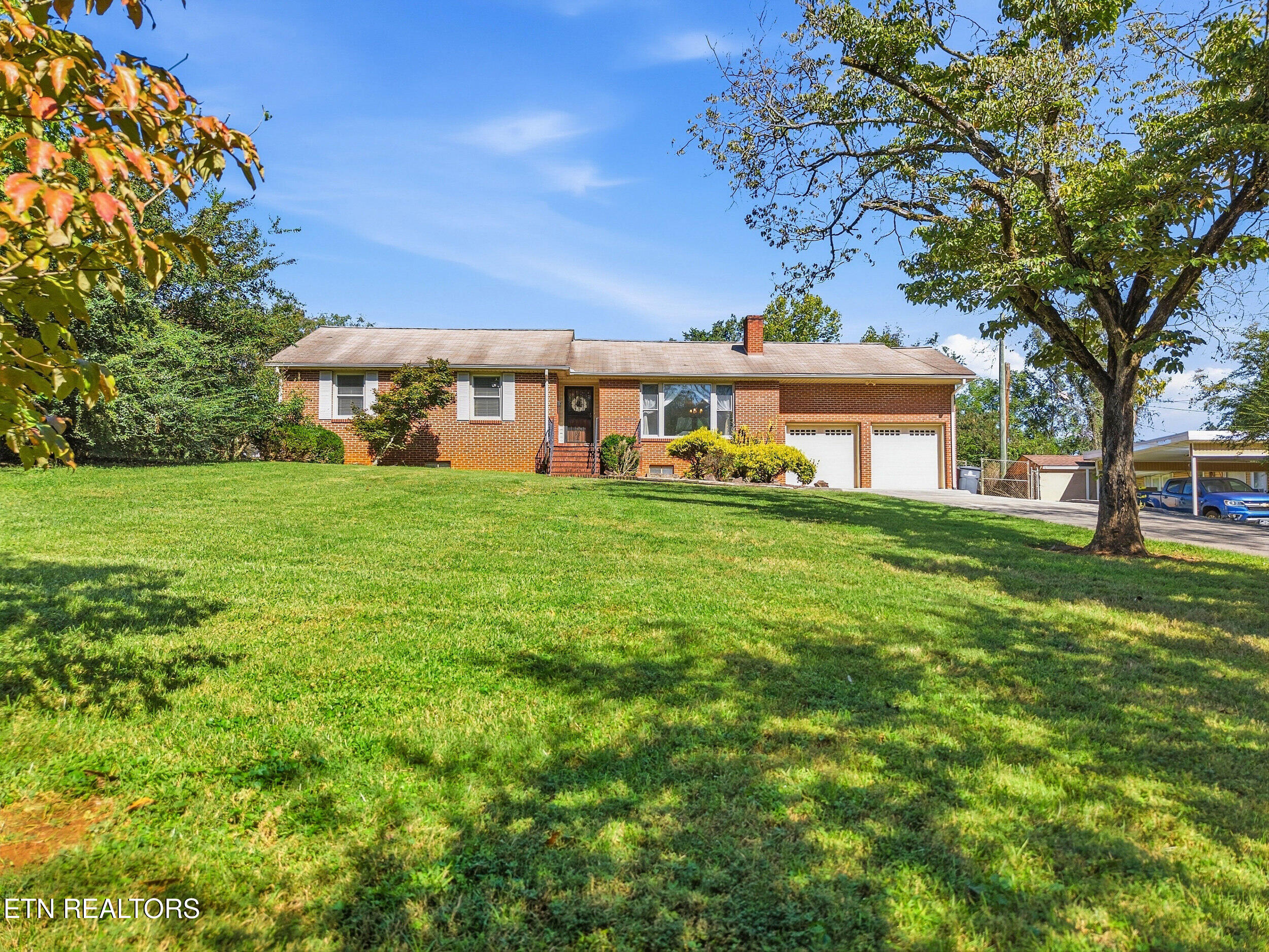 3817 Riverview Drive Knoxville TN 37914