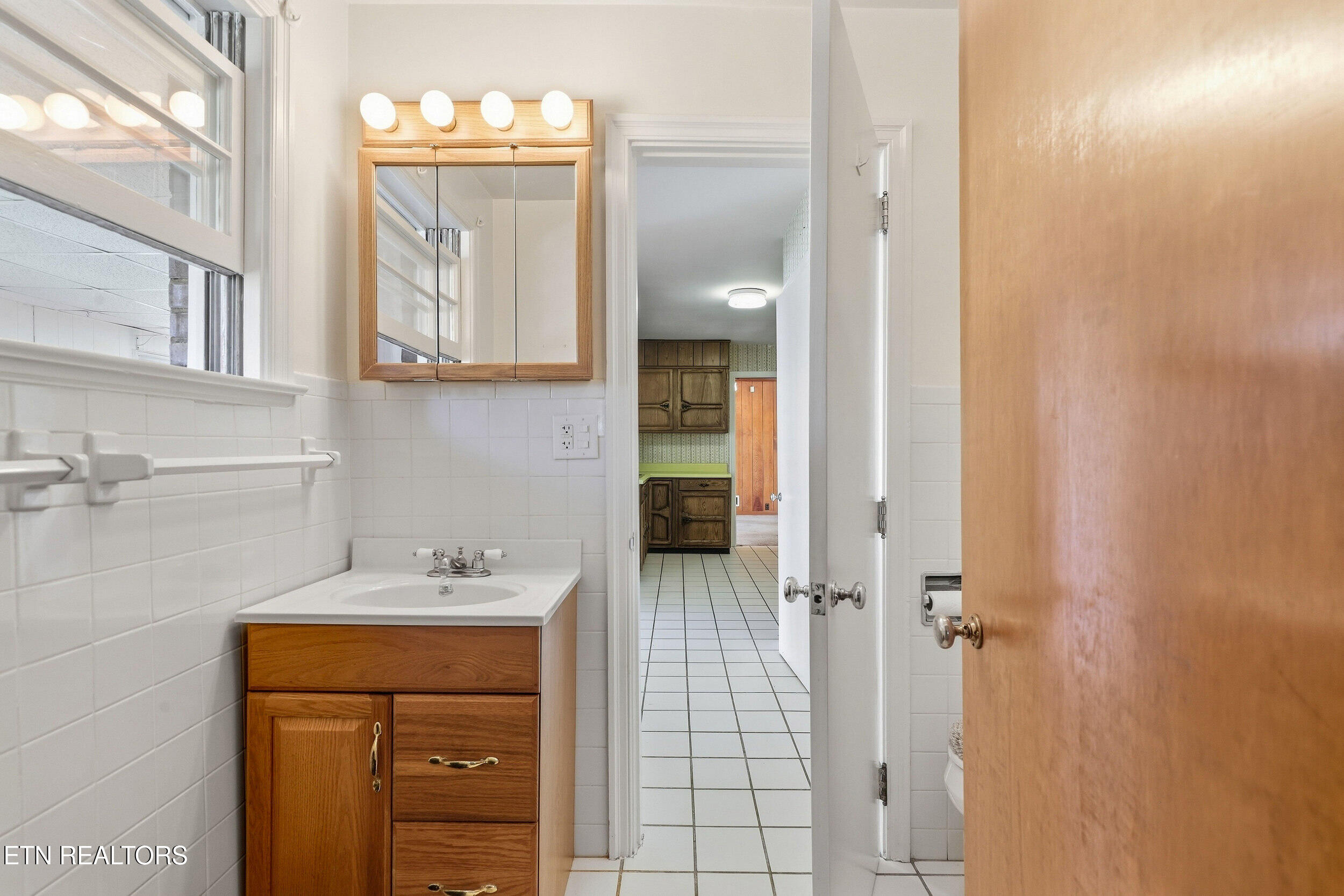 3817 Riverview Drive Knoxville TN 37914