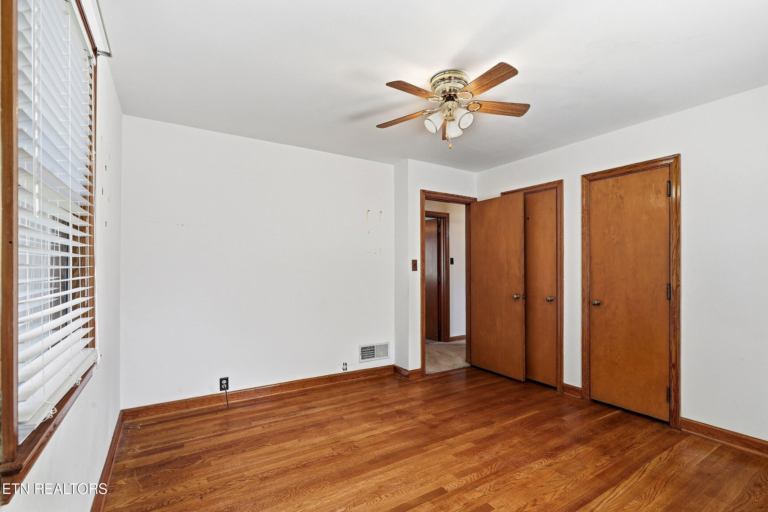 3817 Riverview Drive Knoxville TN 37914