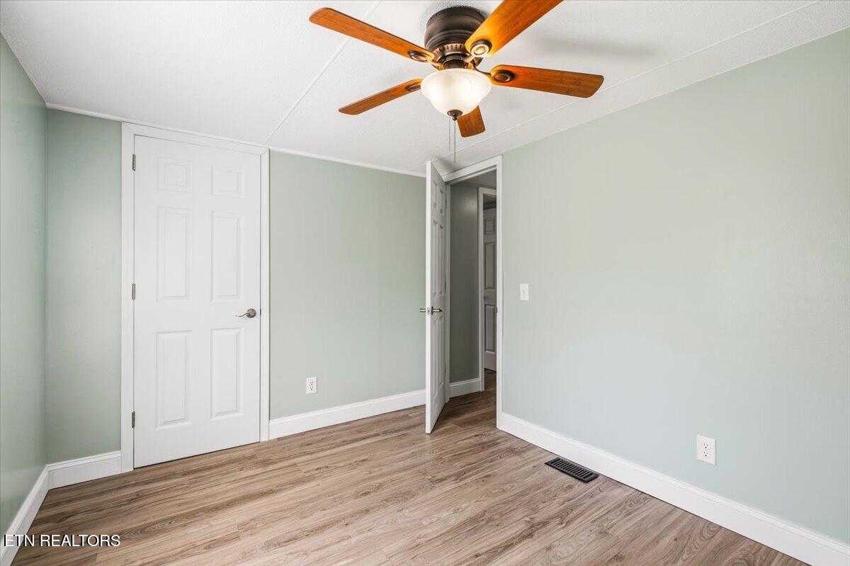 123 Sweat Lane Lafollette TN 37766