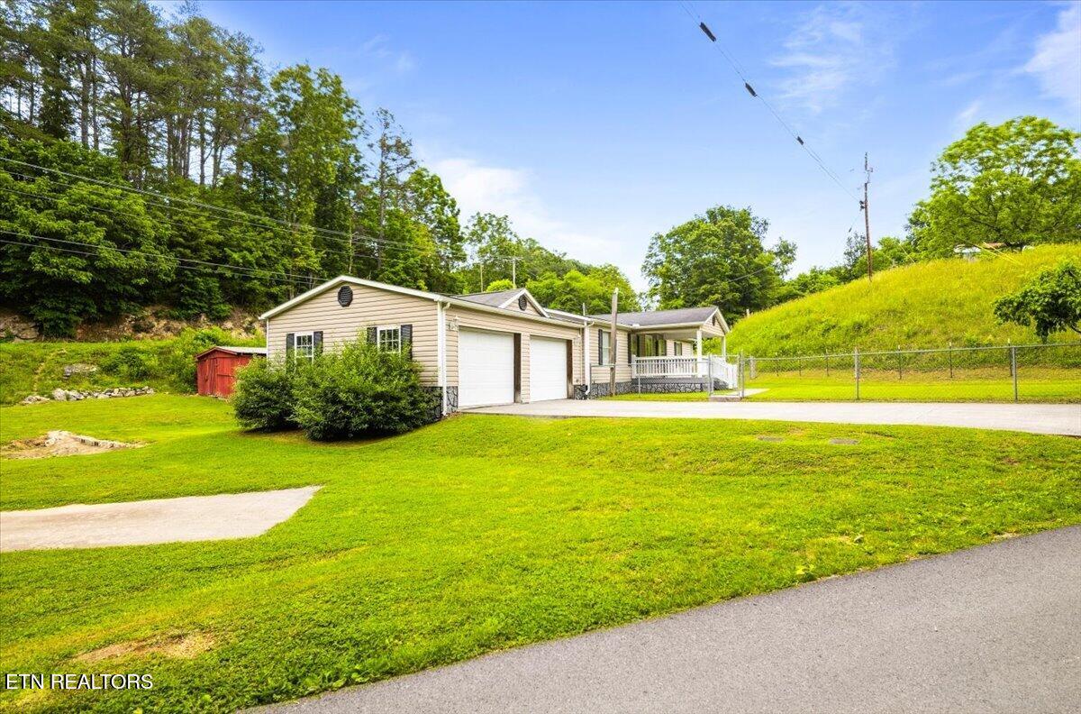 123 Sweat Lane Lafollette TN 37766