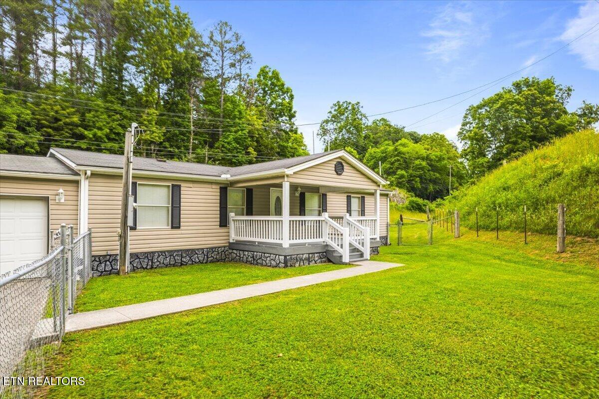 123 Sweat Lane Lafollette TN 37766