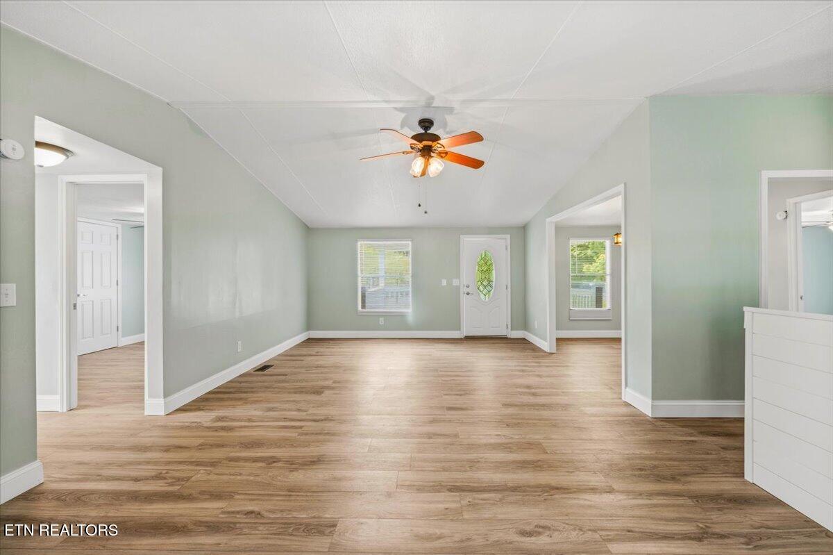 123 Sweat Lane Lafollette TN 37766